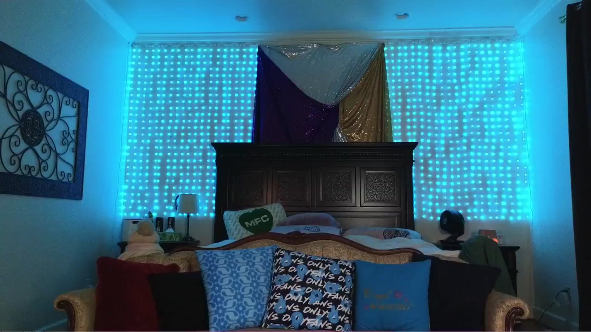 Gallery image thumbnail from JennyBlighe's myfreecams stream on, 06/17/2025, 11:39 image 8 of 20