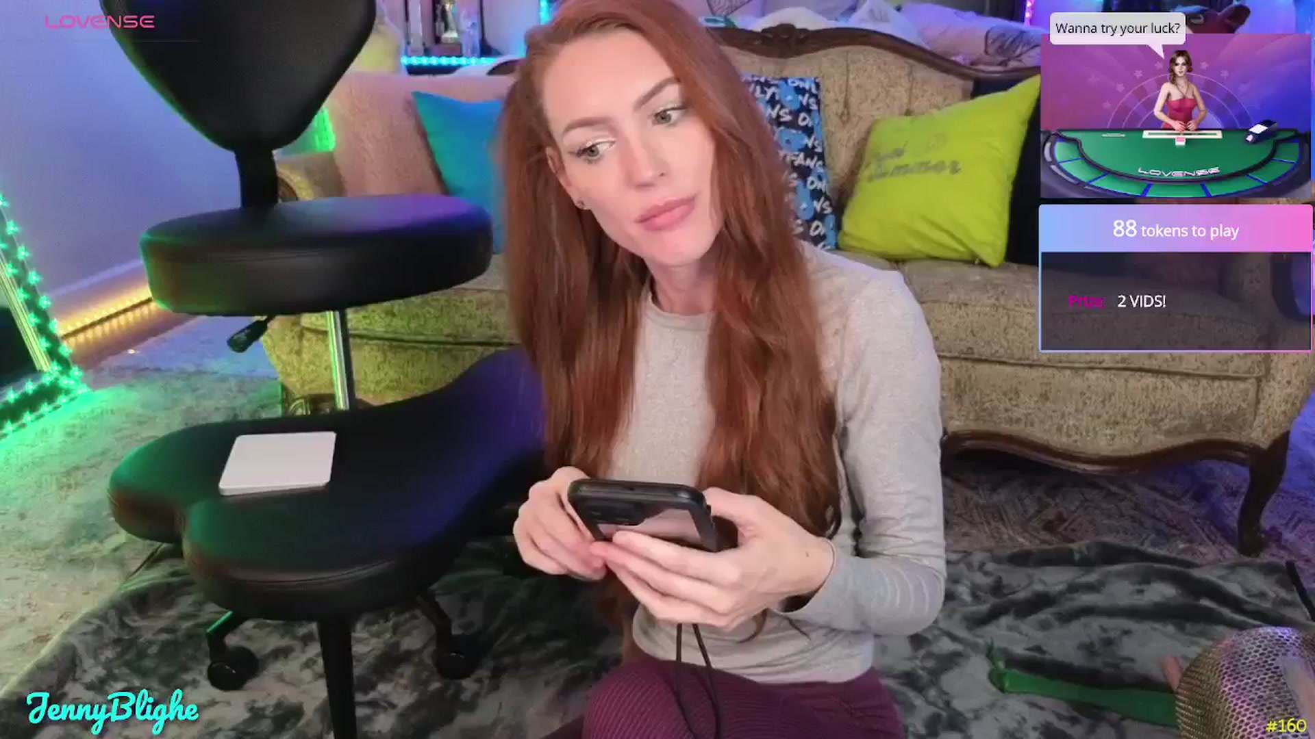 Gallery image thumbnail from JennyBlighe's myfreecams stream on, 10/01/2025, 23:41 image 8 of 20