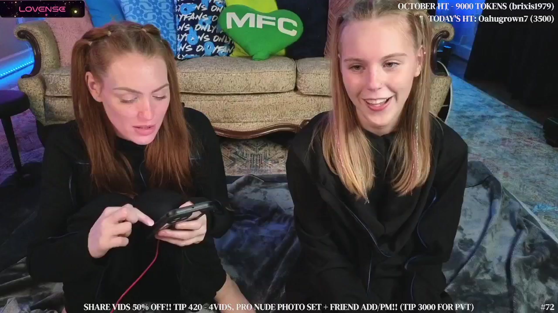 Gallery image thumbnail from JennyBlighe's myfreecams stream on, 10/31/2025, 12:28 image 11 of 20