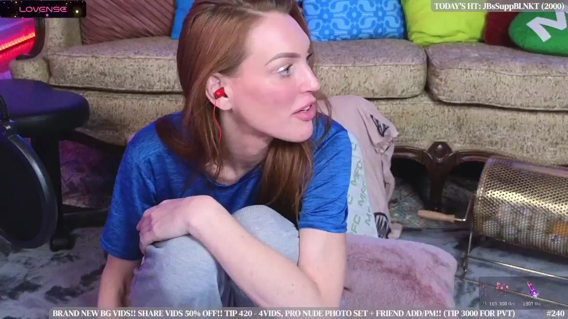 Gallery image thumbnail from JennyBlighe's myfreecams stream on, 11/14/2025, 02:39 image 14 of 20