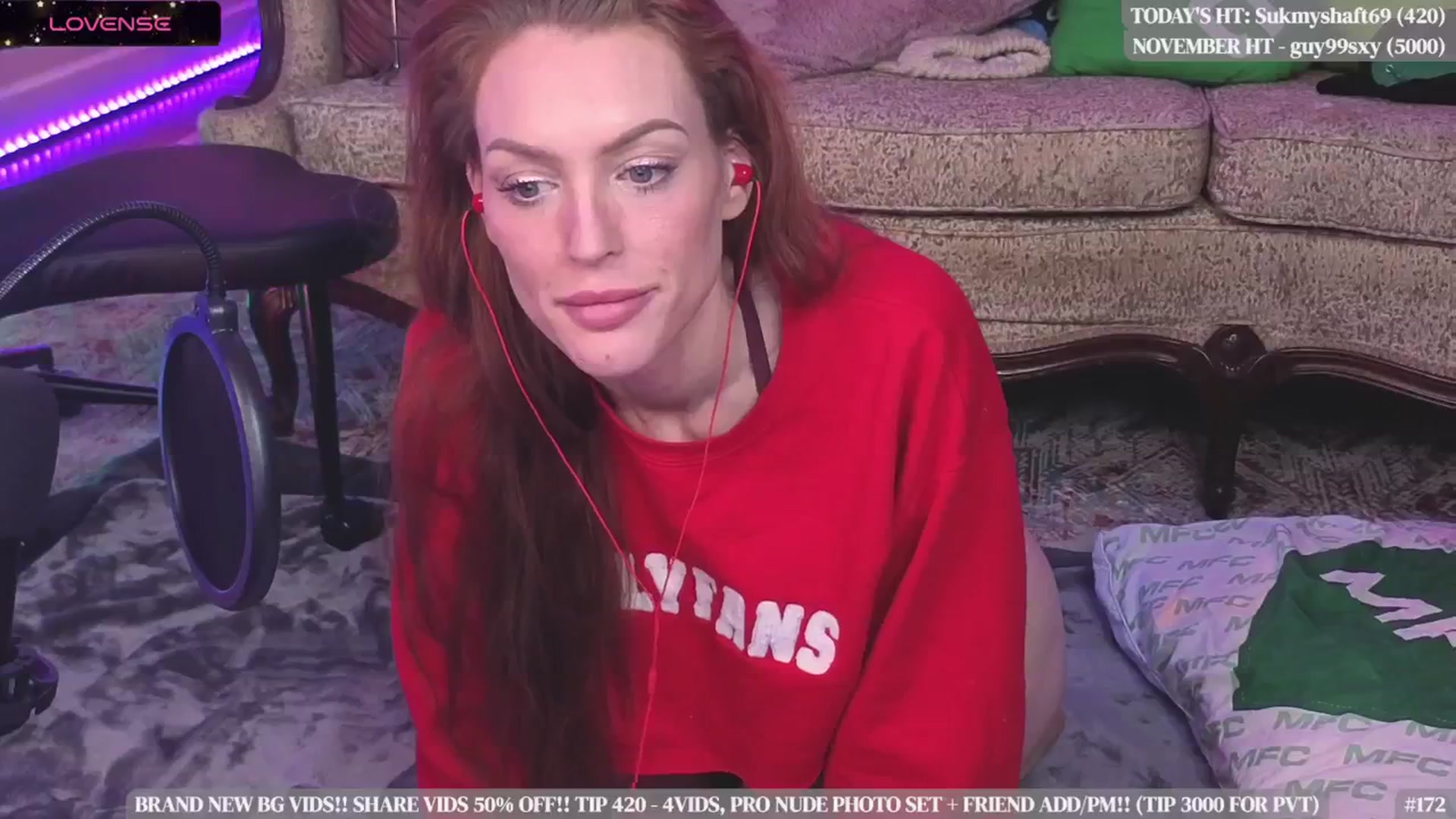 Gallery image thumbnail from JennyBlighe's myfreecams stream on, 11/18/2025, 17:24 image 12 of 20