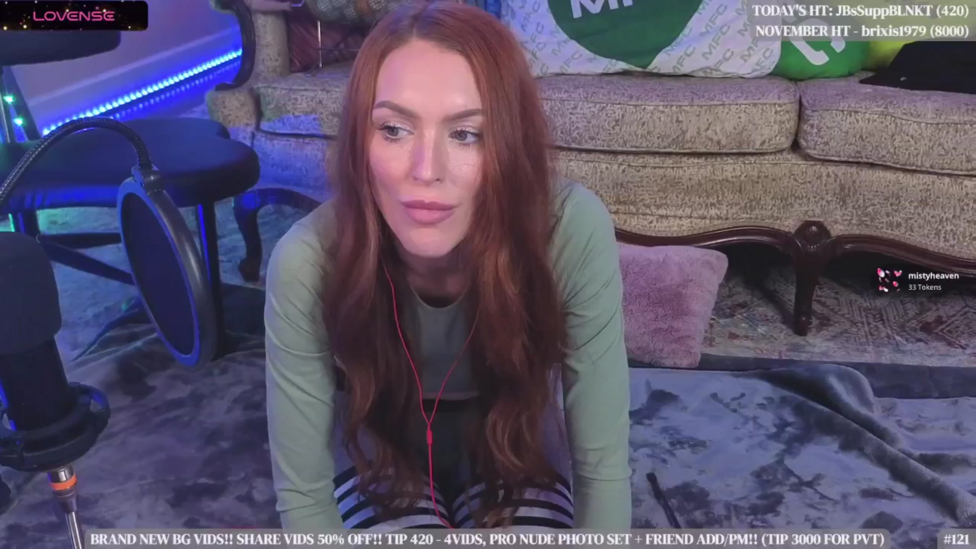 Gallery image thumbnail from JennyBlighe's myfreecams stream on, 11/19/2025, 20:04 image 5 of 20