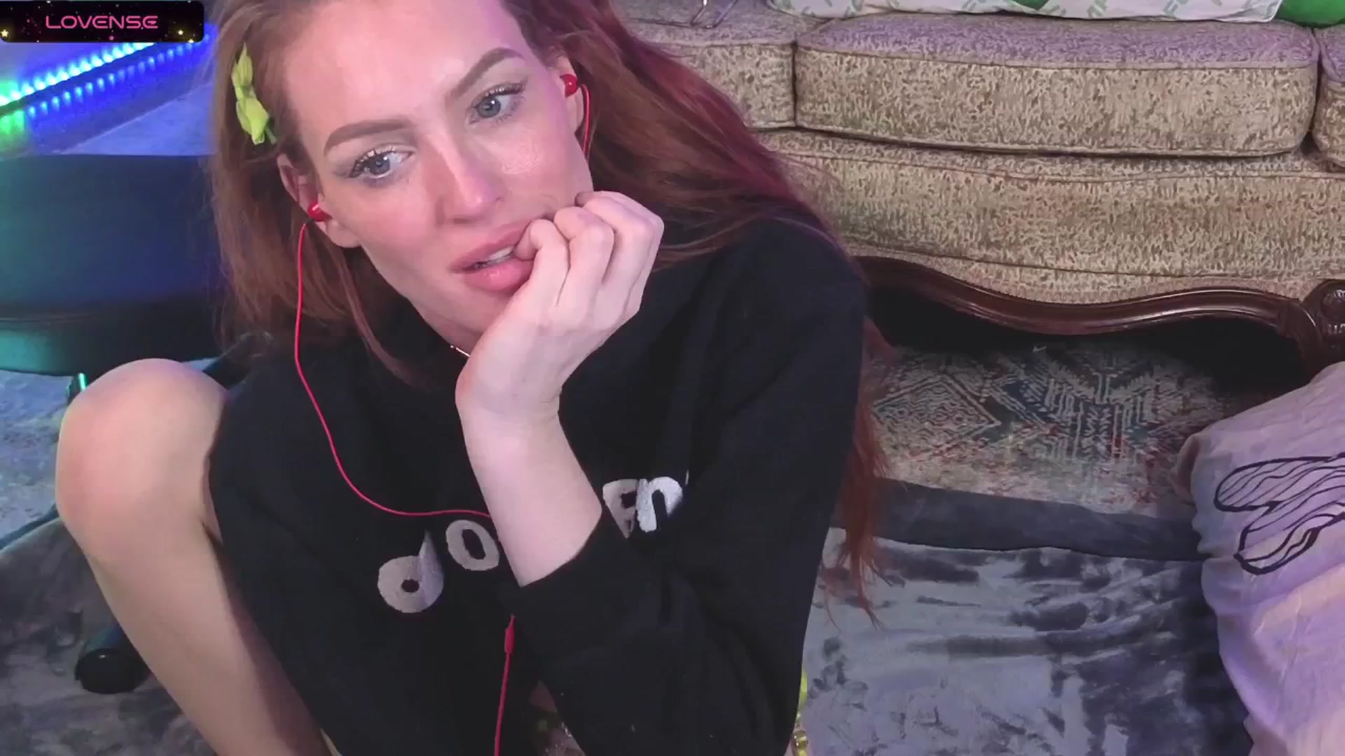 Gallery image thumbnail from JennyBlighe's myfreecams stream on, 11/20/2025, 20:11 image 1 of 20