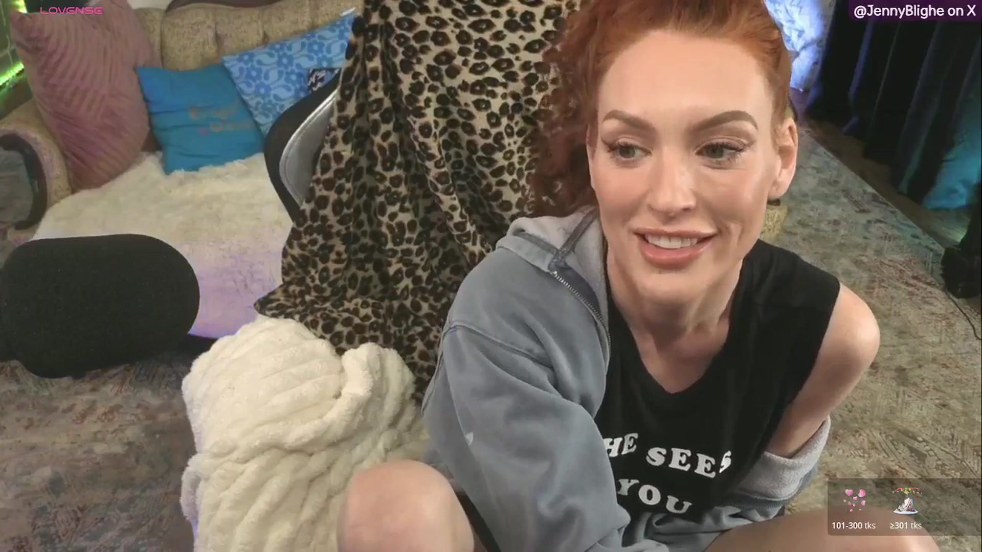 Gallery image thumbnail from JennyBlighe's myfreecams stream on, 12/17/2025, 16:01 image 6 of 20