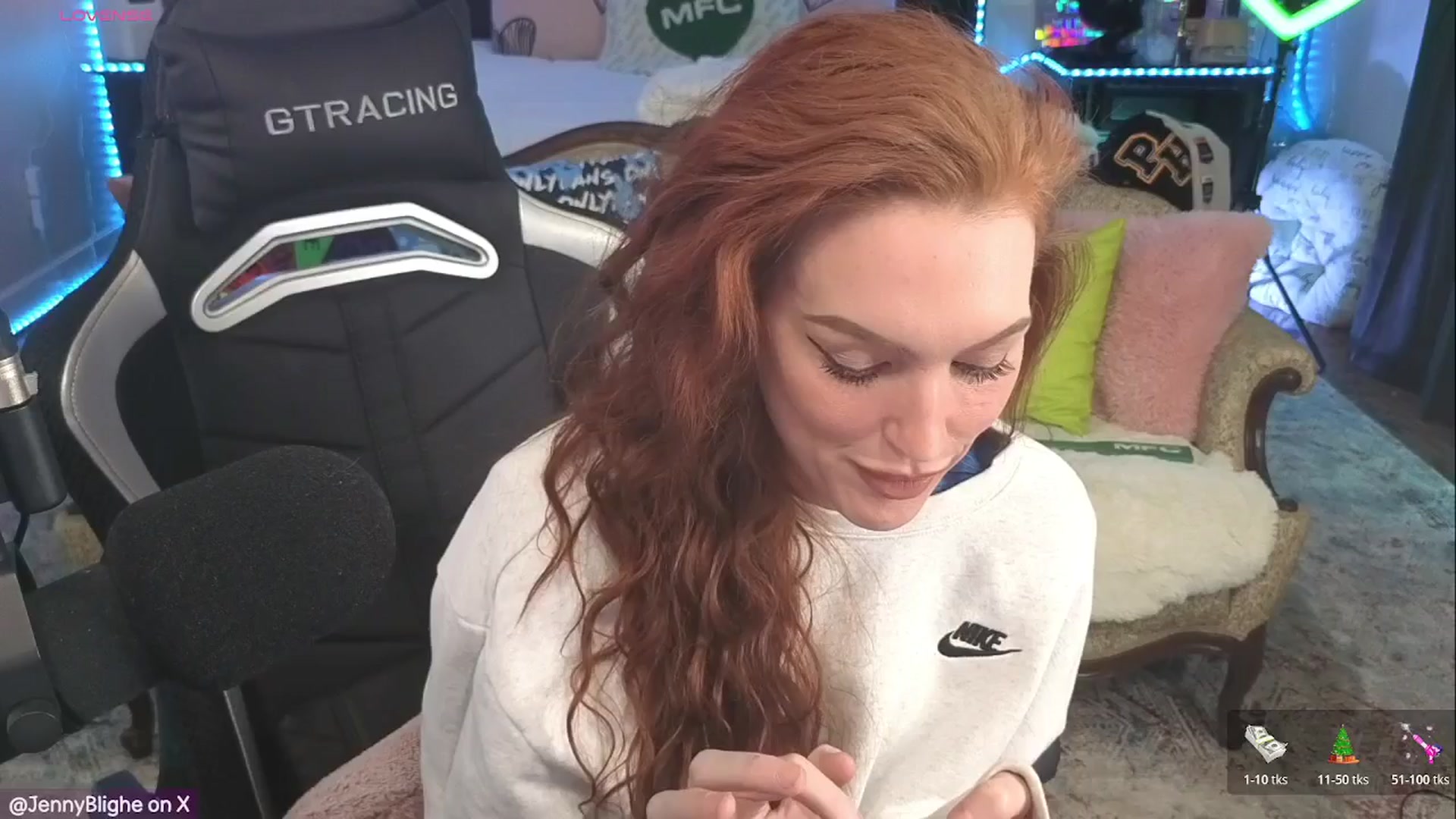 Gallery image thumbnail from JennyBlighe's myfreecams stream on, 12/20/2025, 22:38 image 7 of 20