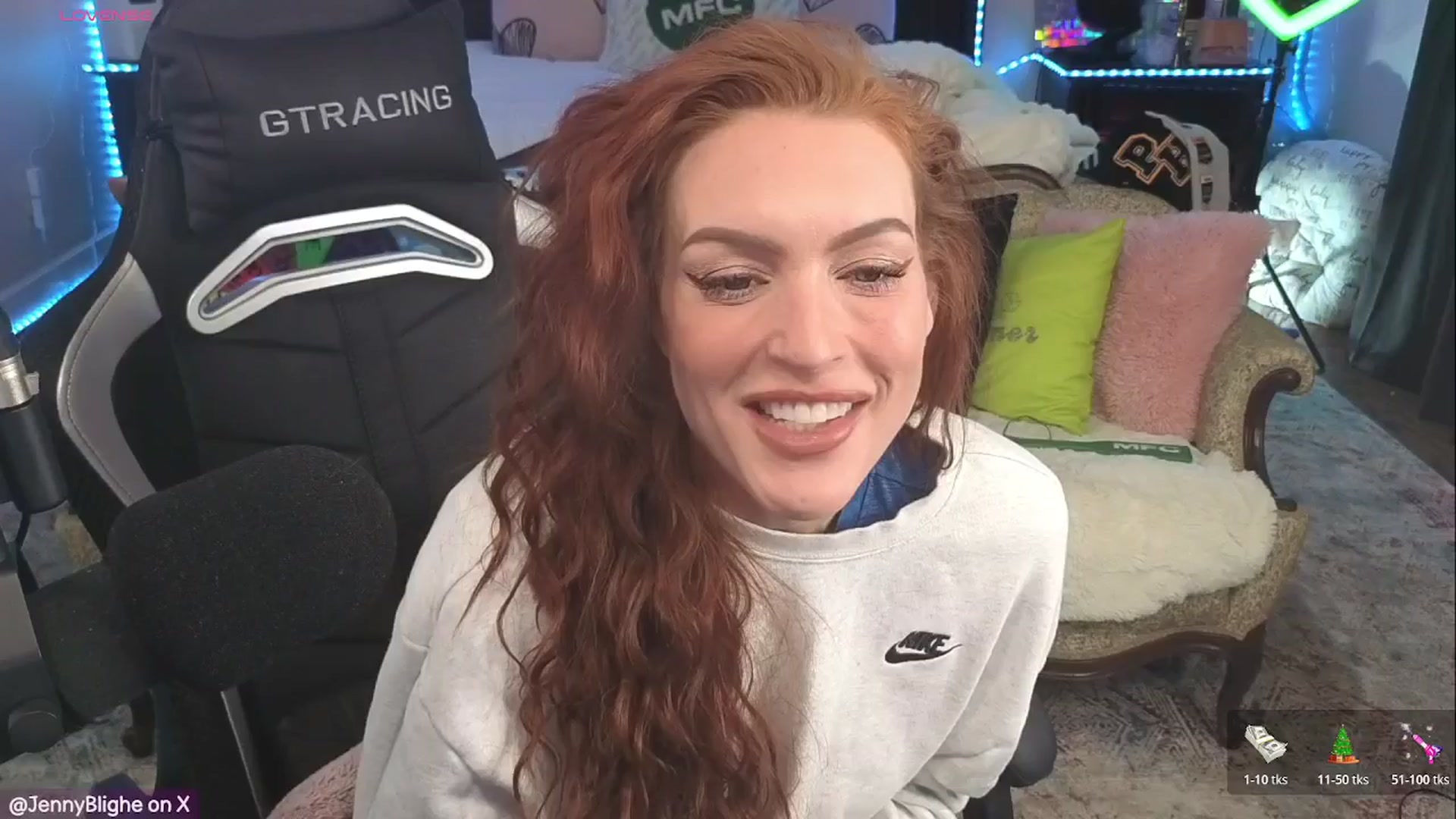 Gallery image thumbnail from JennyBlighe's myfreecams stream on, 12/20/2025, 22:38 image 11 of 20