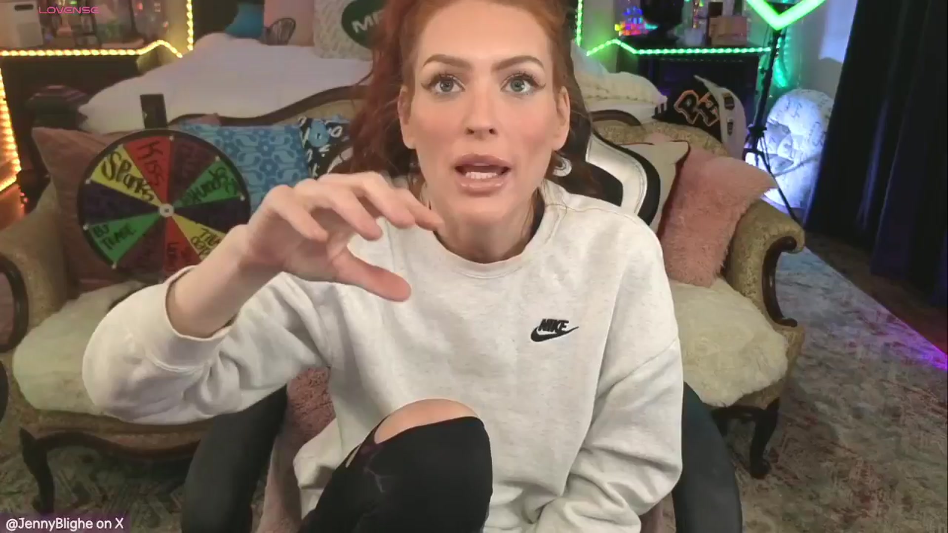 Gallery image thumbnail from JennyBlighe's myfreecams stream on, 12/21/2025, 19:06 image 2 of 20