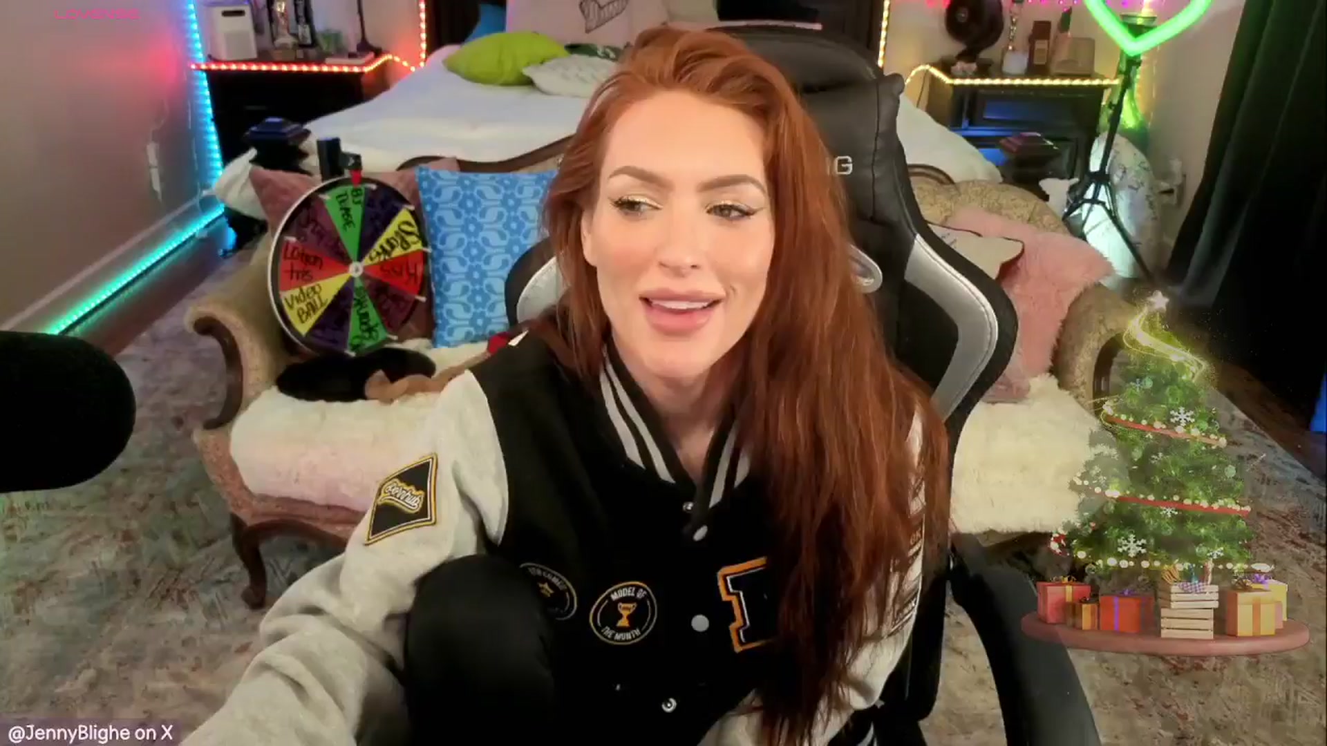 Gallery image thumbnail from JennyBlighe's myfreecams stream on, 12/24/2025, 15:28 image 2 of 20