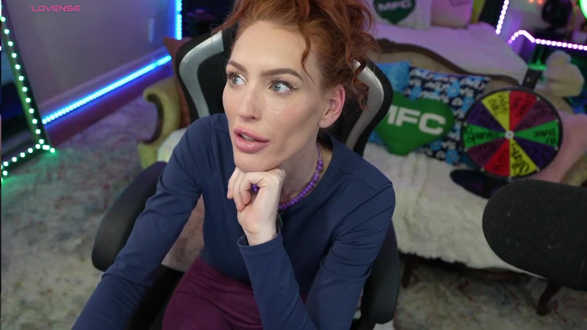Gallery image thumbnail from JennyBlighe's myfreecams stream on, 01/03/2026, 04:07 image 12 of 20