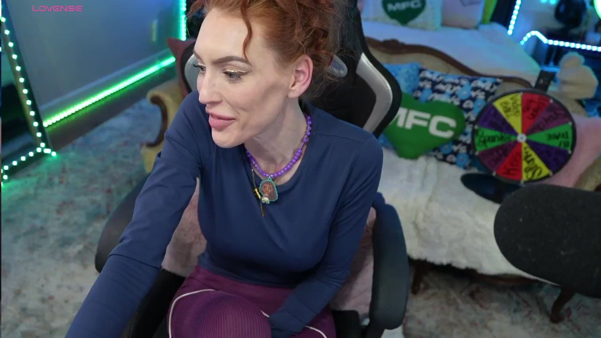 Gallery image thumbnail from JennyBlighe's myfreecams stream on, 01/03/2026, 04:07 image 19 of 20