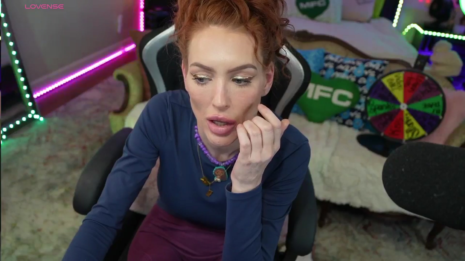 Gallery image thumbnail from JennyBlighe's myfreecams stream on, 01/03/2026, 04:07 image 11 of 20