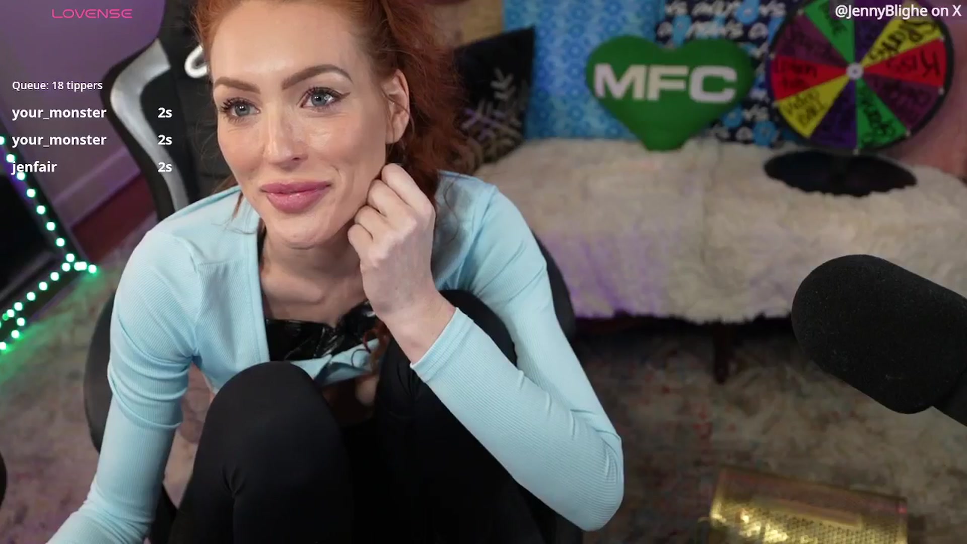 Gallery image thumbnail from JennyBlighe's myfreecams stream on, 01/04/2026, 09:53 image 12 of 20