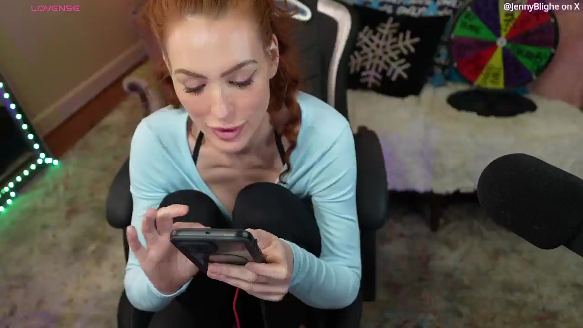 Gallery image thumbnail from JennyBlighe's myfreecams stream on, 01/04/2026, 10:26 image 20 of 20