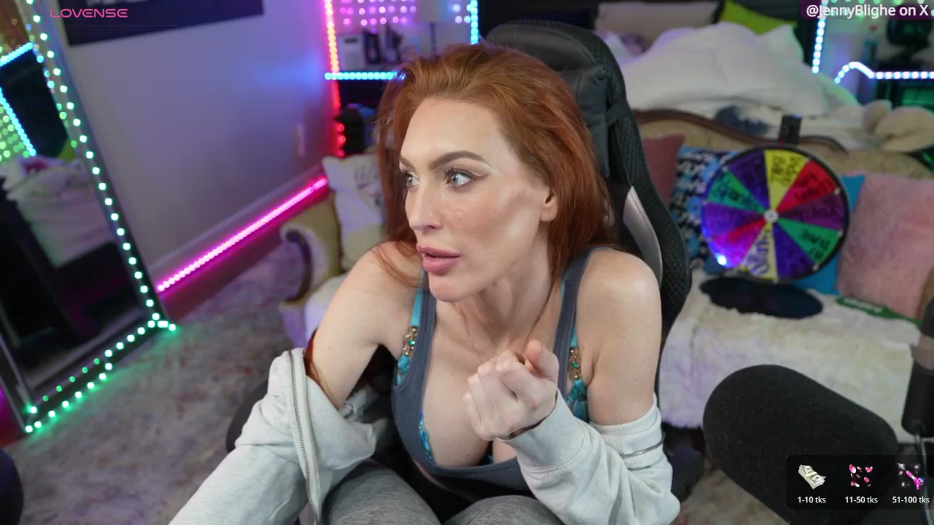 Gallery image thumbnail from JennyBlighe's myfreecams stream on, 01/06/2026, 10:48 image 14 of 20
