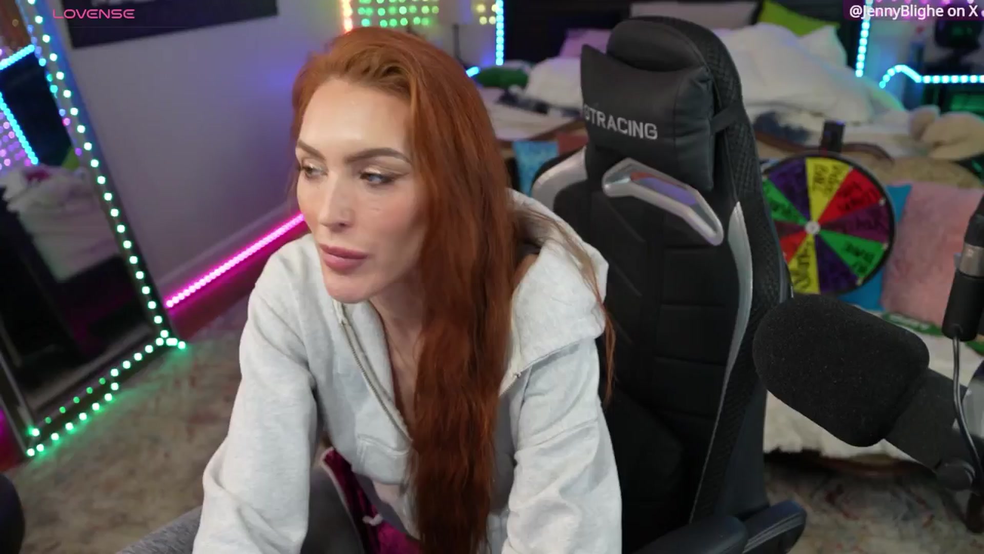 Gallery image thumbnail from JennyBlighe's myfreecams stream on, 01/06/2026, 12:11 image 1 of 20