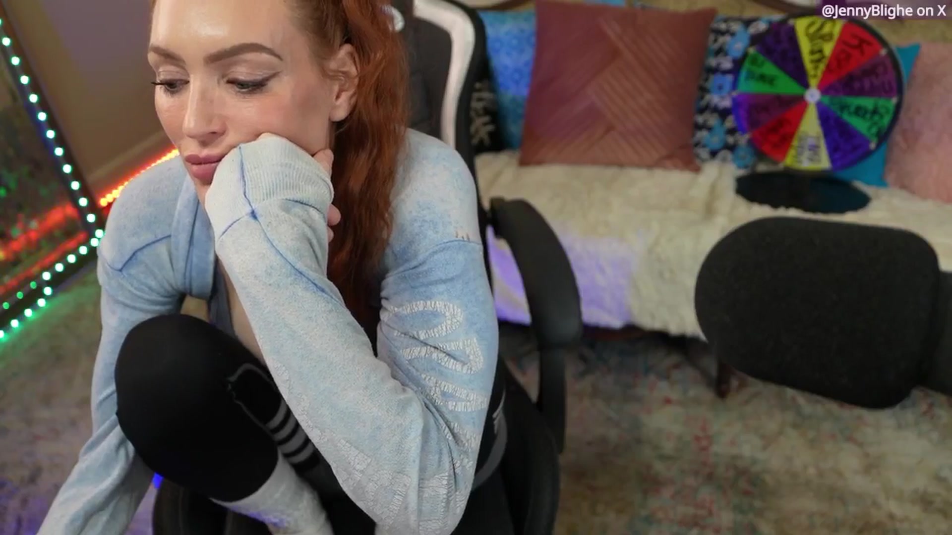 Gallery image thumbnail from JennyBlighe's myfreecams stream on, 01/07/2026, 07:51 image 12 of 20