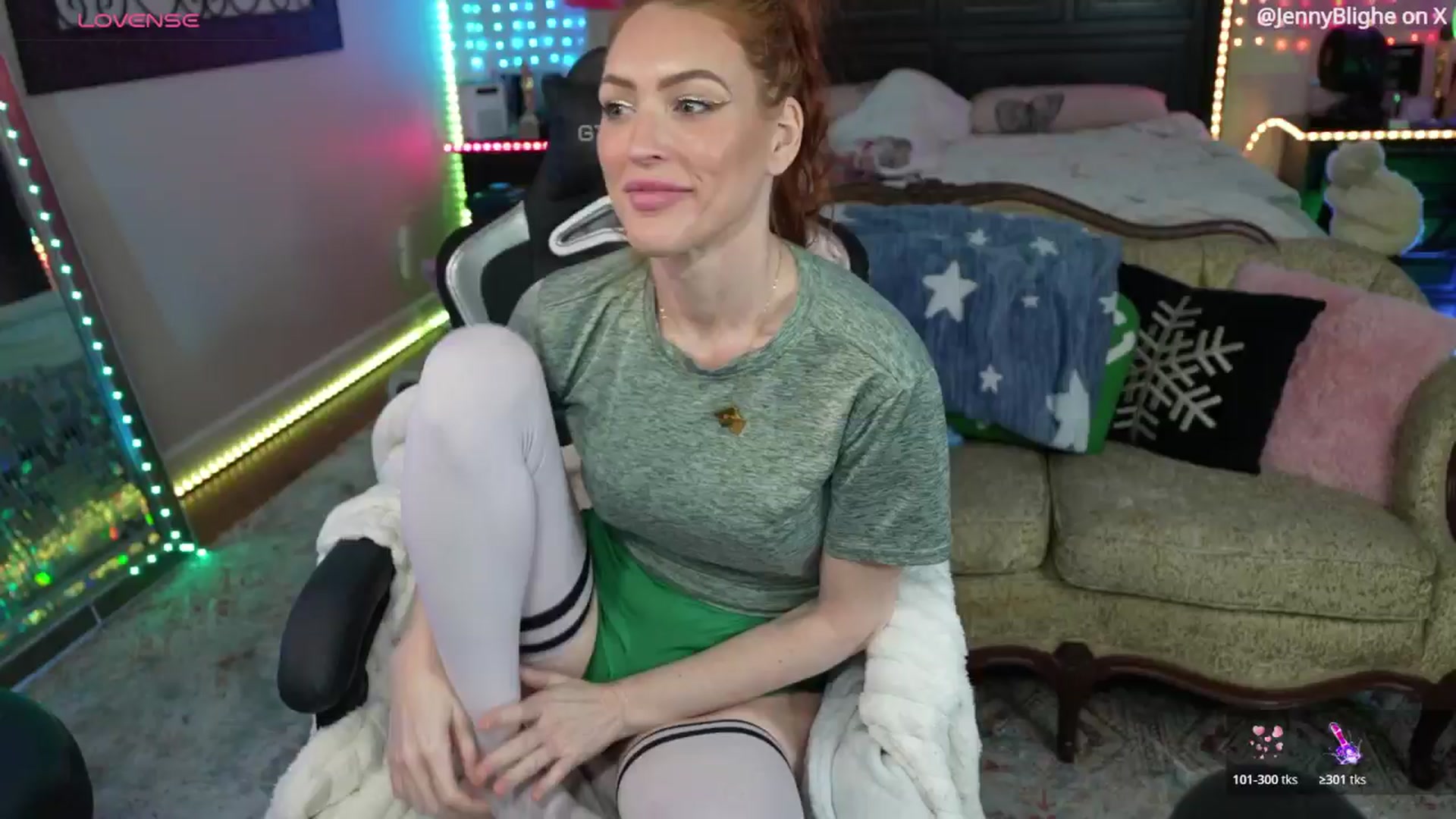 Gallery image thumbnail from JennyBlighe's myfreecams stream on, 01/19/2026, 24:31 image 2 of 20