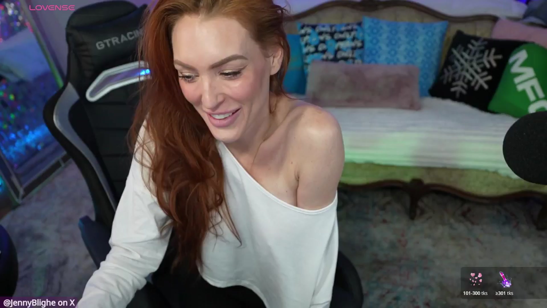 Gallery image thumbnail from JennyBlighe's myfreecams stream on, 01/23/2026, 18:31 image 9 of 20