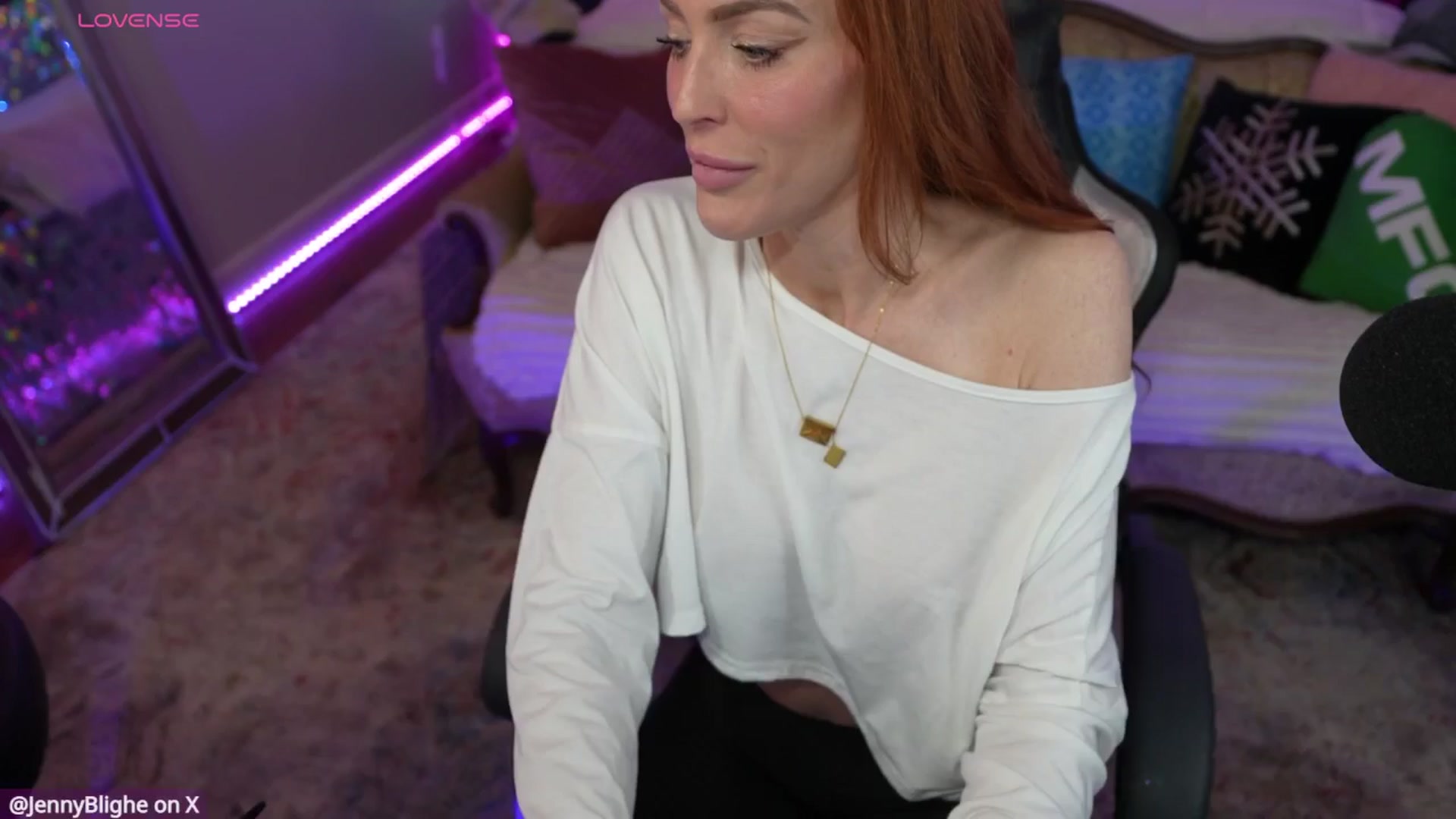 Gallery image thumbnail from JennyBlighe's myfreecams stream on, 01/23/2026, 18:31 image 3 of 20