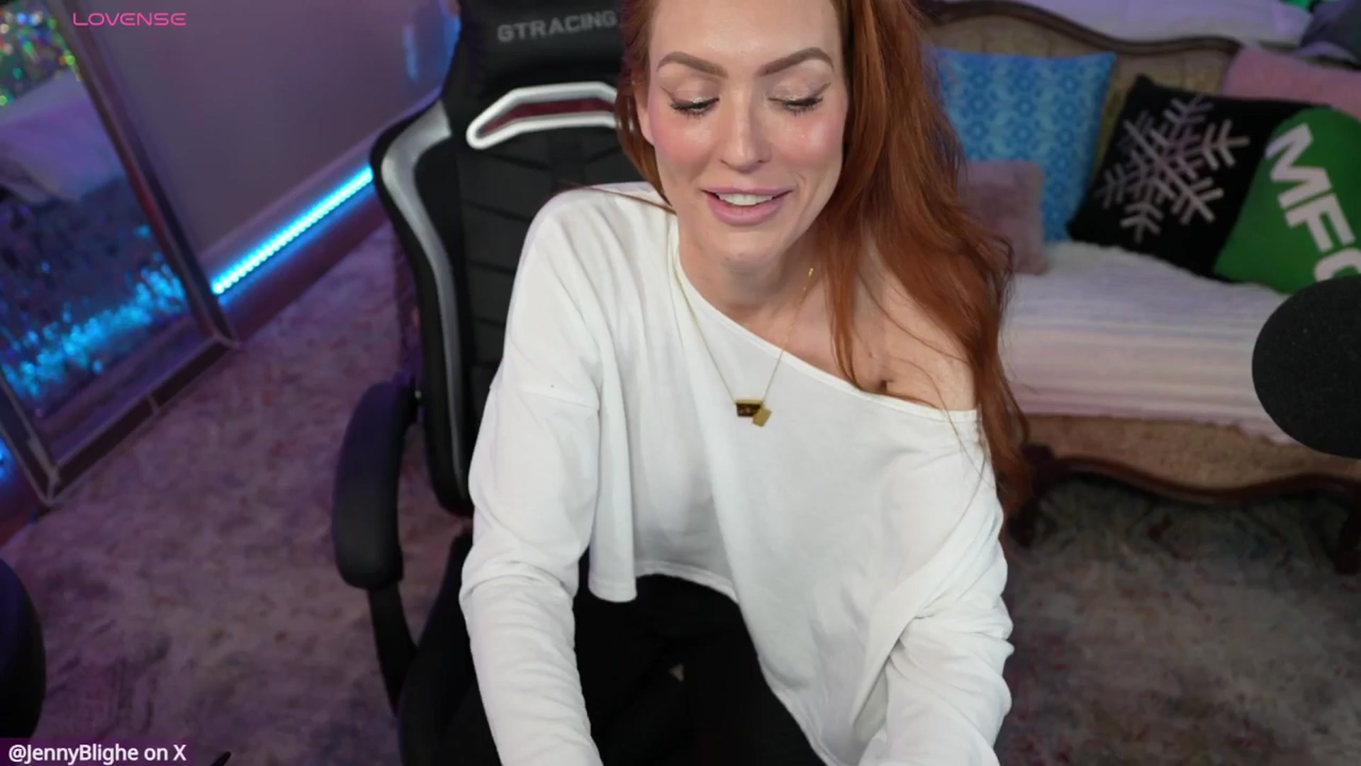Gallery image thumbnail from JennyBlighe's myfreecams stream on, 01/23/2026, 18:31 image 6 of 20