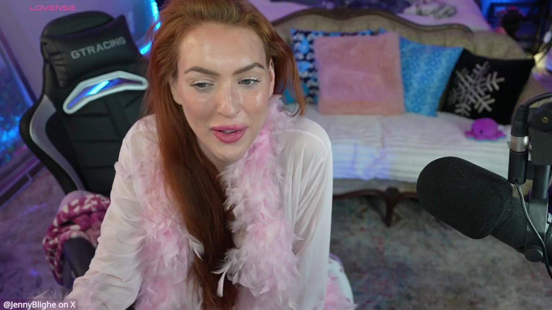 Gallery image thumbnail from JennyBlighe's myfreecams stream on, 01/30/2026, 14:31 image 1 of 20