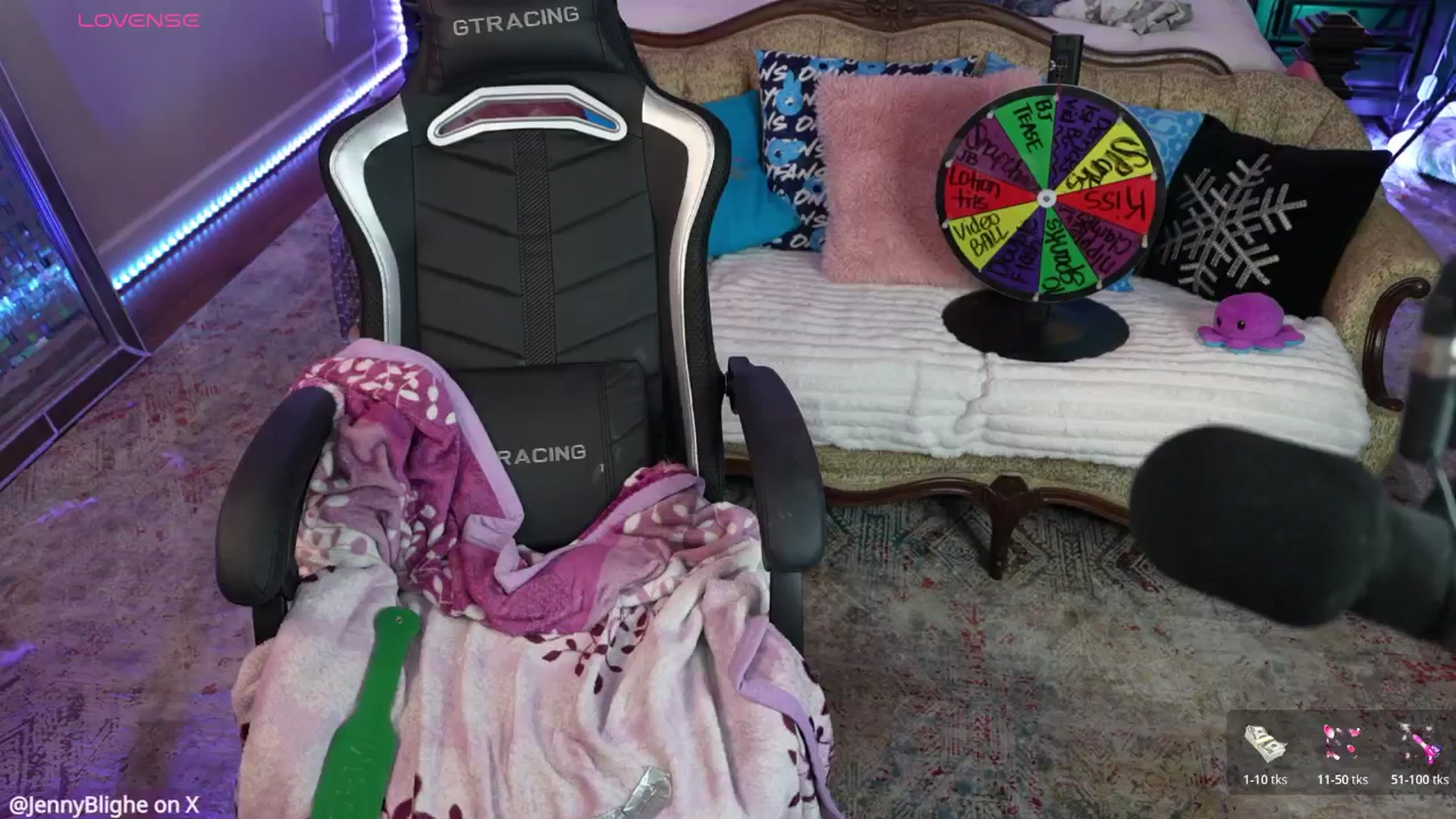 Gallery image thumbnail from JennyBlighe's myfreecams stream on, 01/30/2026, 14:31 image 6 of 20