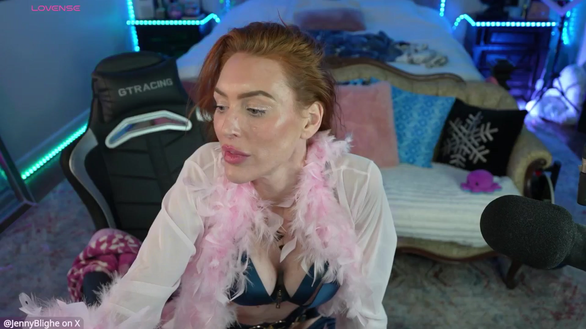 Gallery image thumbnail from JennyBlighe's myfreecams stream on, 01/30/2026, 14:31 image 3 of 20