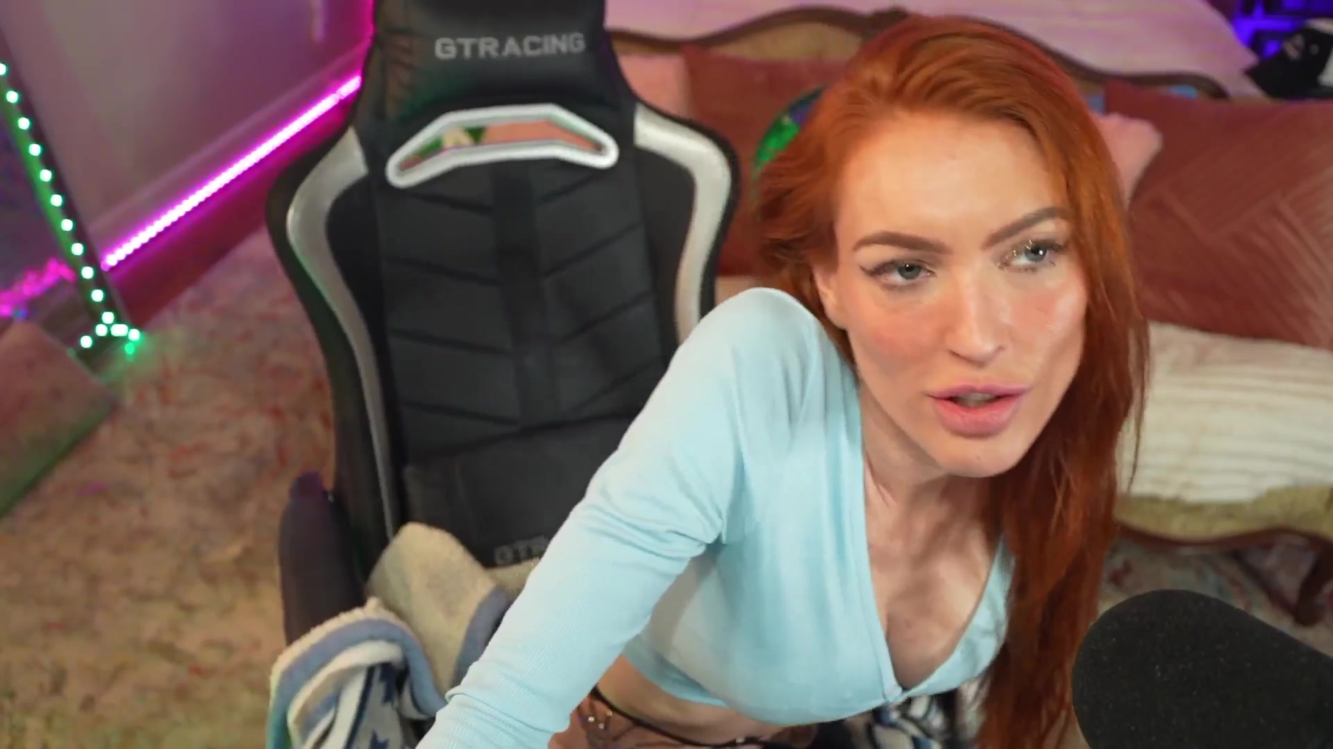 Gallery image thumbnail from JennyBlighe's myfreecams stream on, 02/27/2026, 12:38 image 15 of 20
