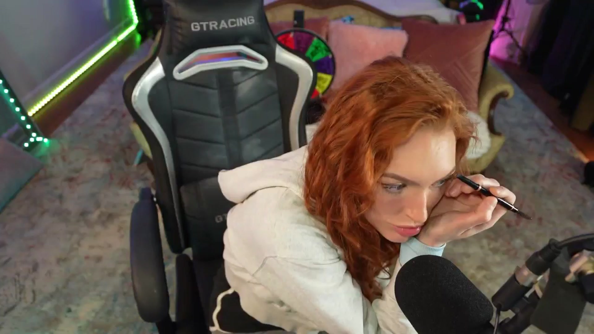 Gallery image thumbnail from JennyBlighe's myfreecams stream on, 03/03/2026, 05:52 image 11 of 20