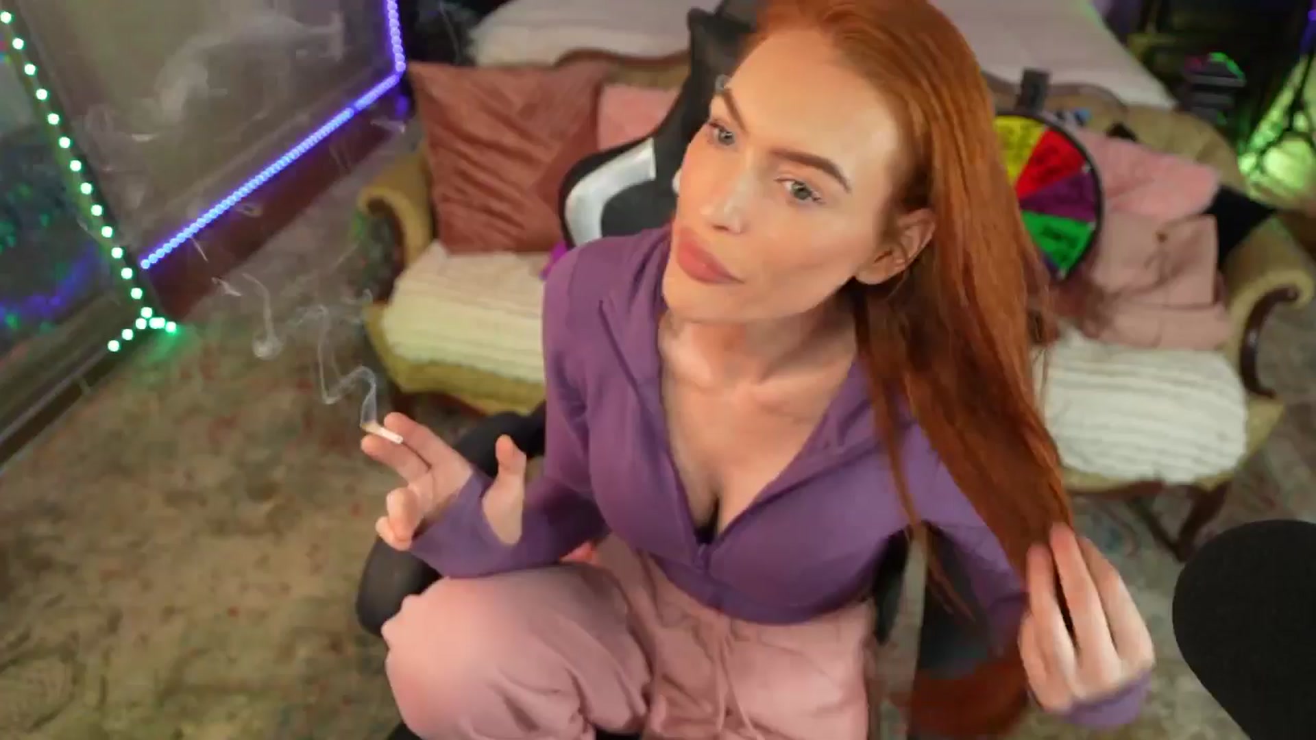Gallery image thumbnail from JennyBlighe's myfreecams stream on, 03/12/2026, 10:02 image 1 of 20