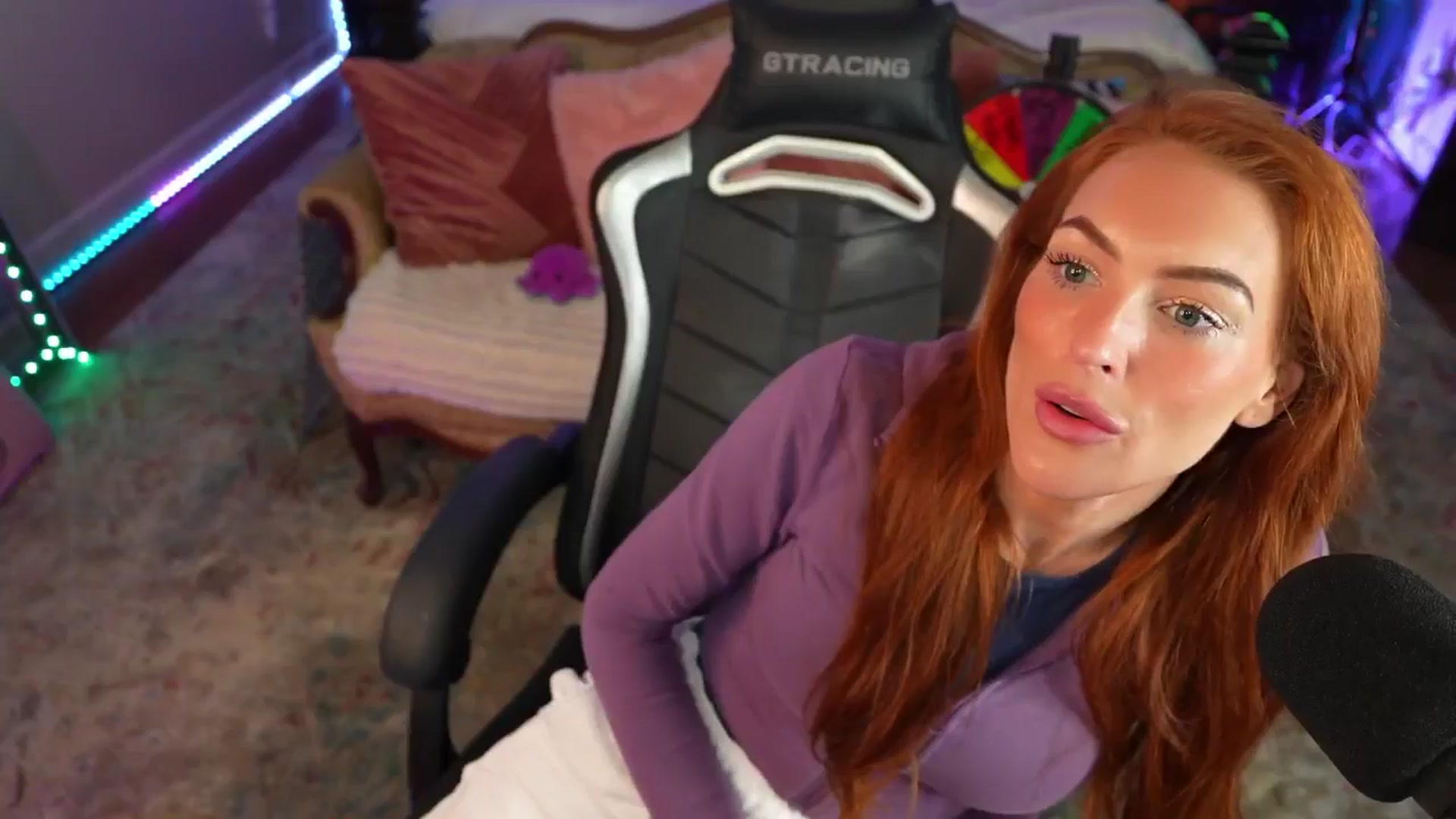 Gallery image thumbnail from JennyBlighe's myfreecams stream on, 03/14/2026, 24:00 image 1 of 20
