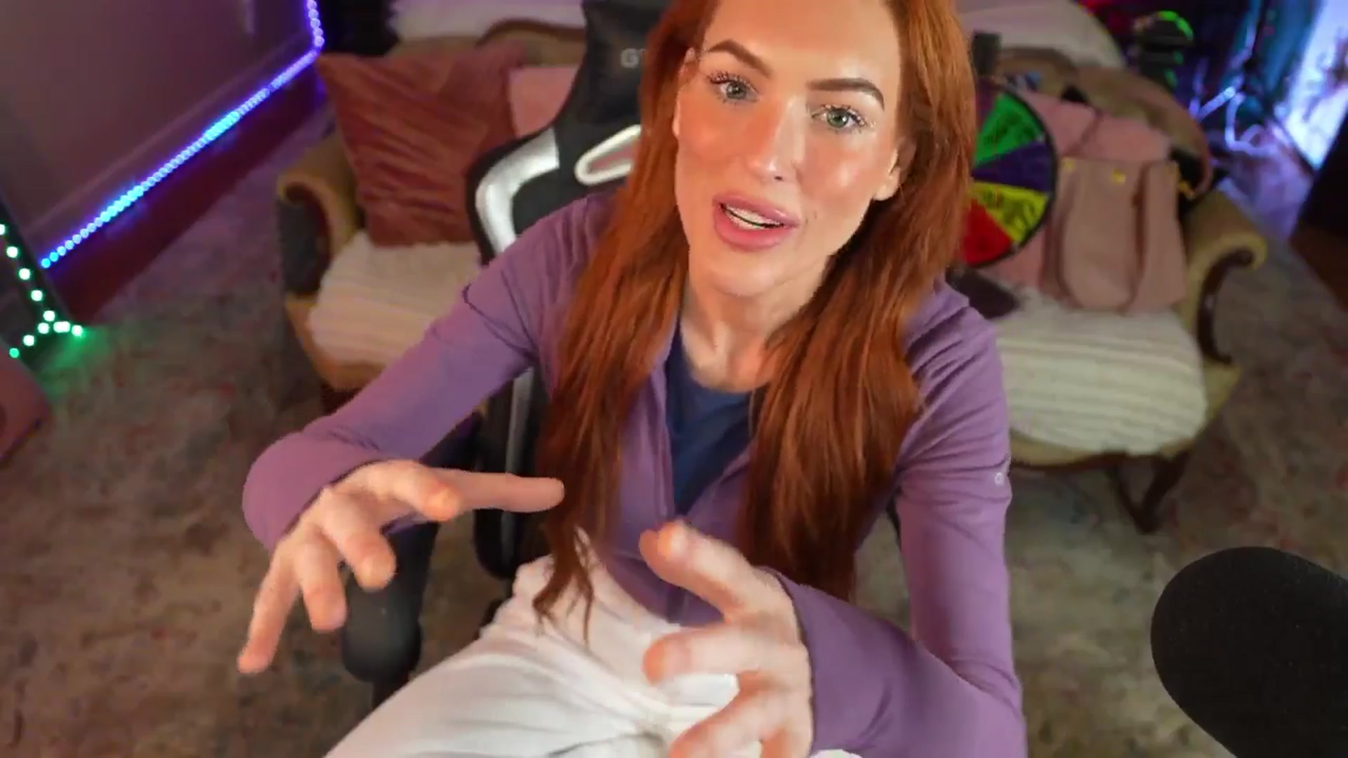 Gallery image thumbnail from JennyBlighe's myfreecams stream on, 03/14/2026, 24:00 image 3 of 20