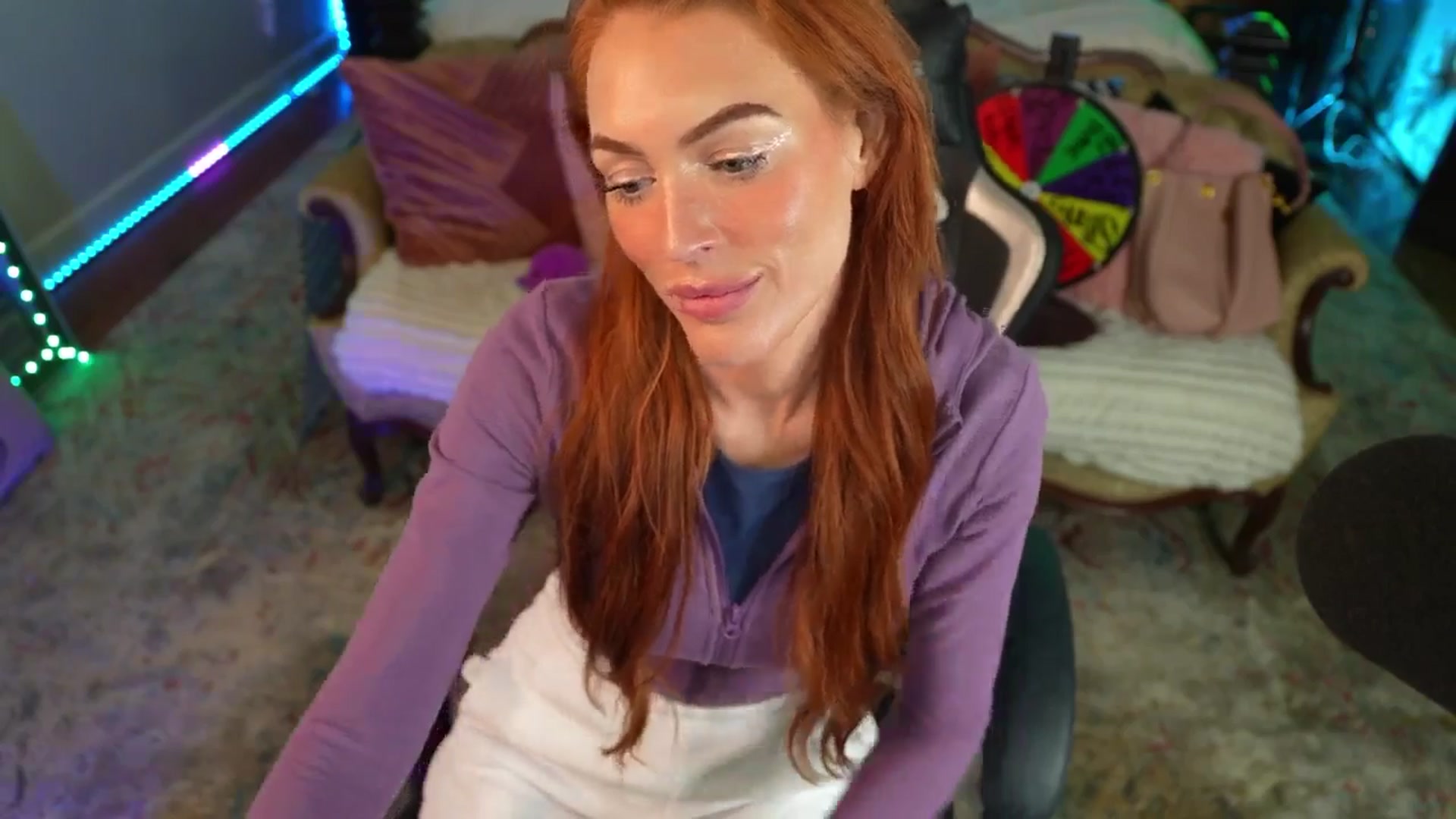 Gallery image thumbnail from JennyBlighe's myfreecams stream on, 03/14/2026, 24:00 image 5 of 20