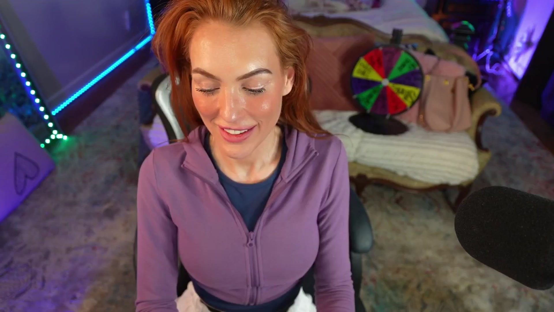 Gallery image thumbnail from JennyBlighe's myfreecams stream on, 03/14/2026, 01:03 image 10 of 20