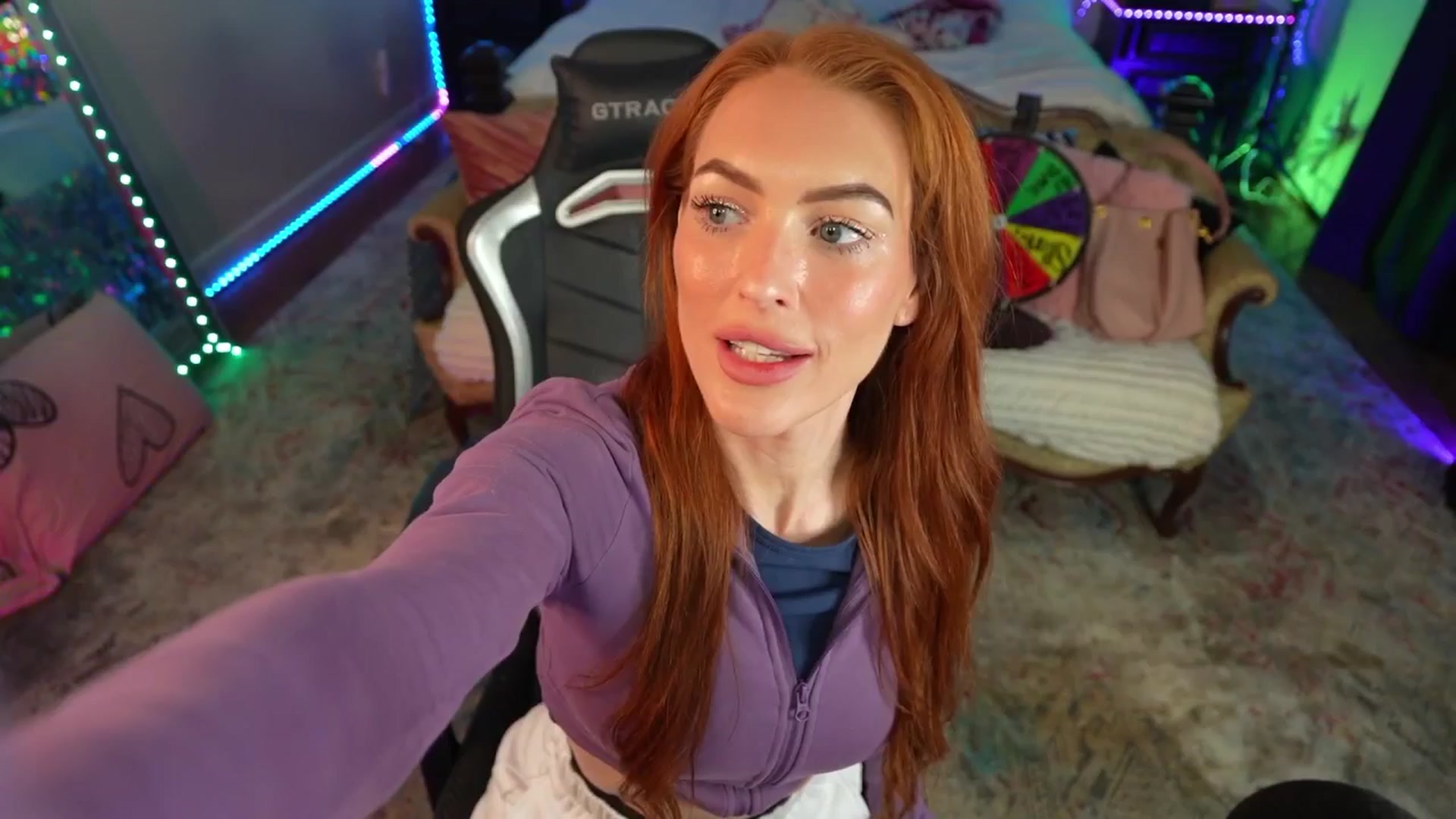 Gallery image thumbnail from JennyBlighe's myfreecams stream on, 03/14/2026, 04:32 image 13 of 20
