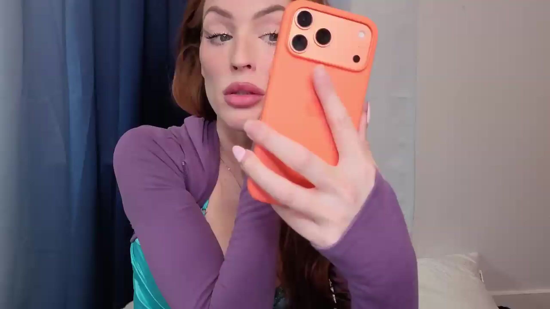 Gallery image thumbnail from JennyBlighe's myfreecams stream on, 05/10/2026, 14:45 image 9 of 20