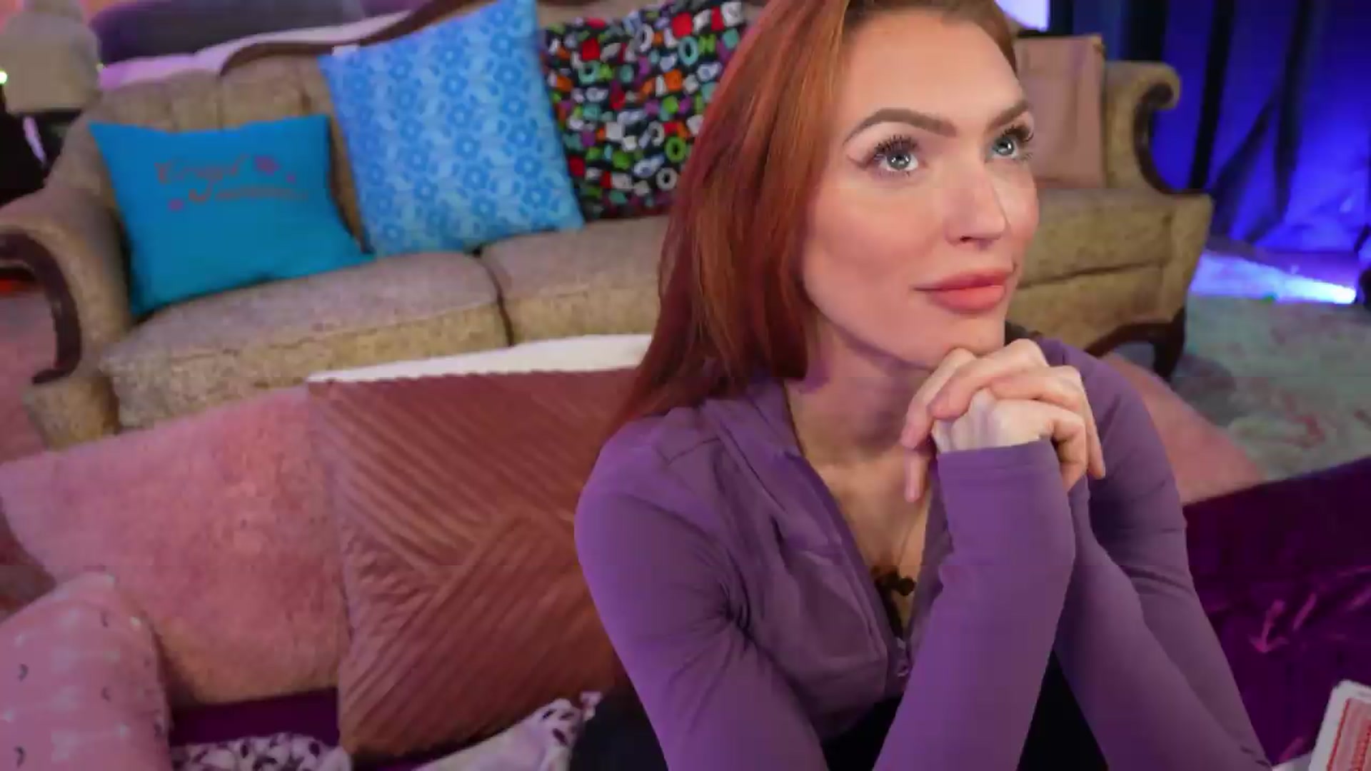 Gallery image thumbnail from JennyBlighe's myfreecams stream on, 05/14/2026, 23:01 image 6 of 20