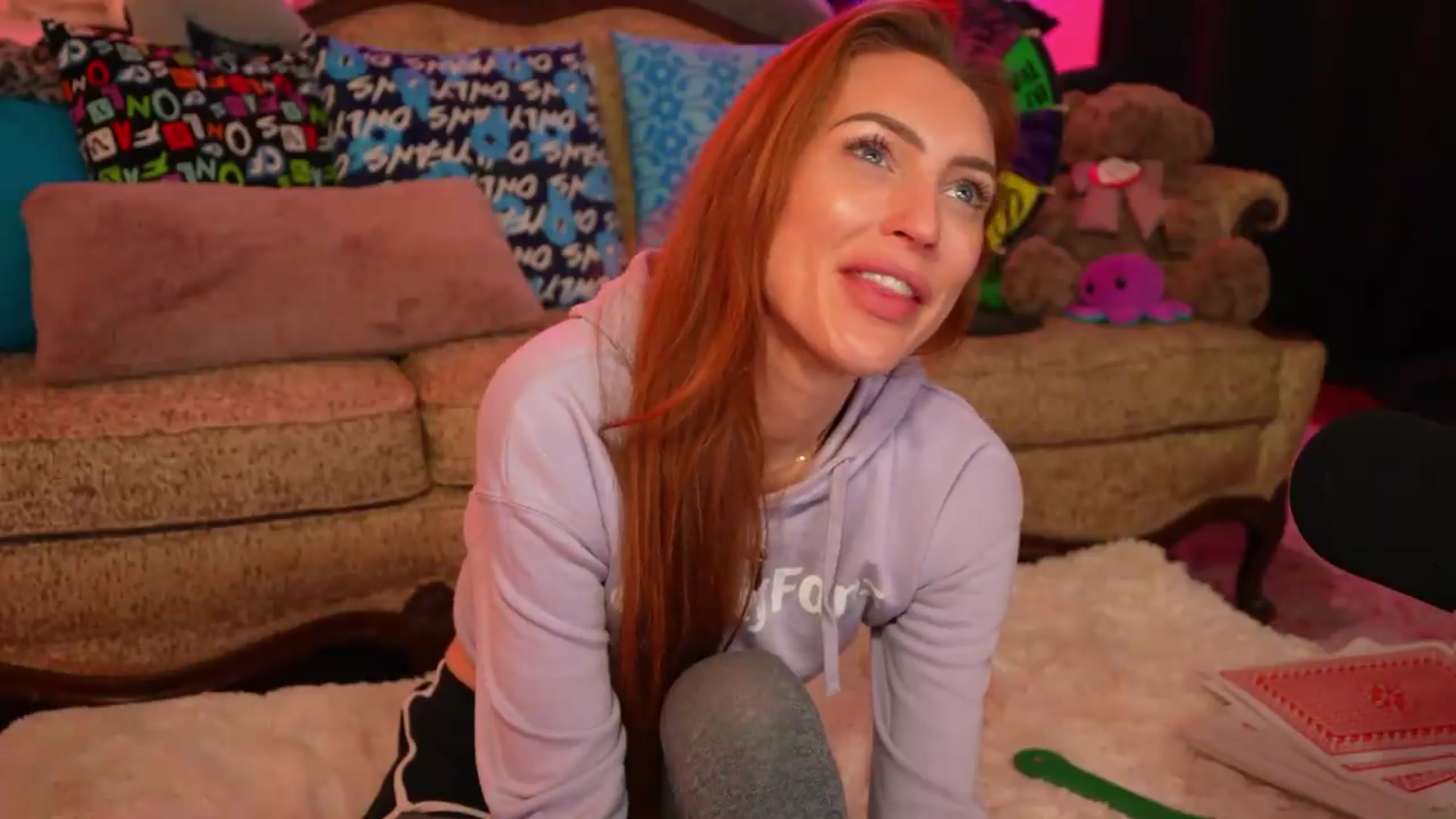Gallery image thumbnail from JennyBlighe's myfreecams stream on, 06/11/2026, 06:34 image 15 of 20