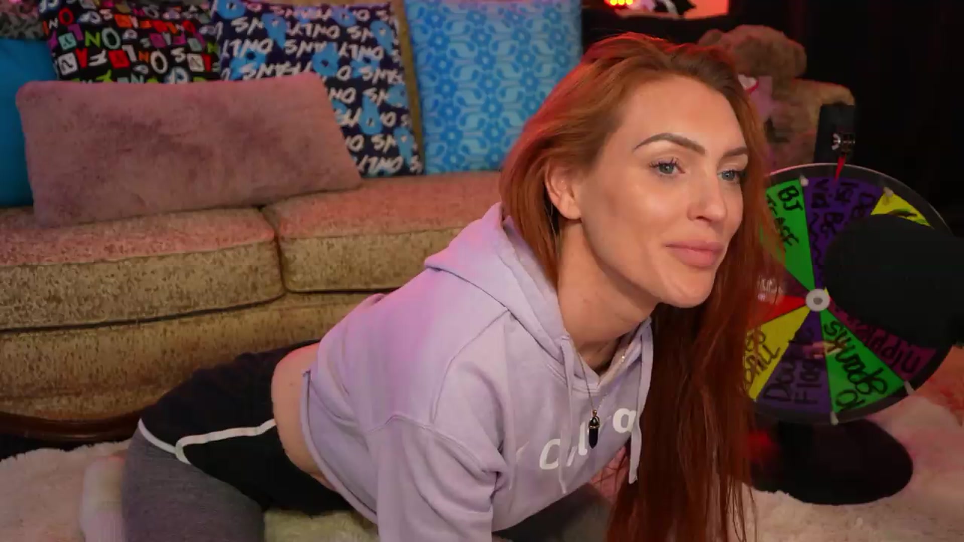 Gallery image thumbnail from JennyBlighe's myfreecams stream on, 06/11/2026, 06:34 image 4 of 20