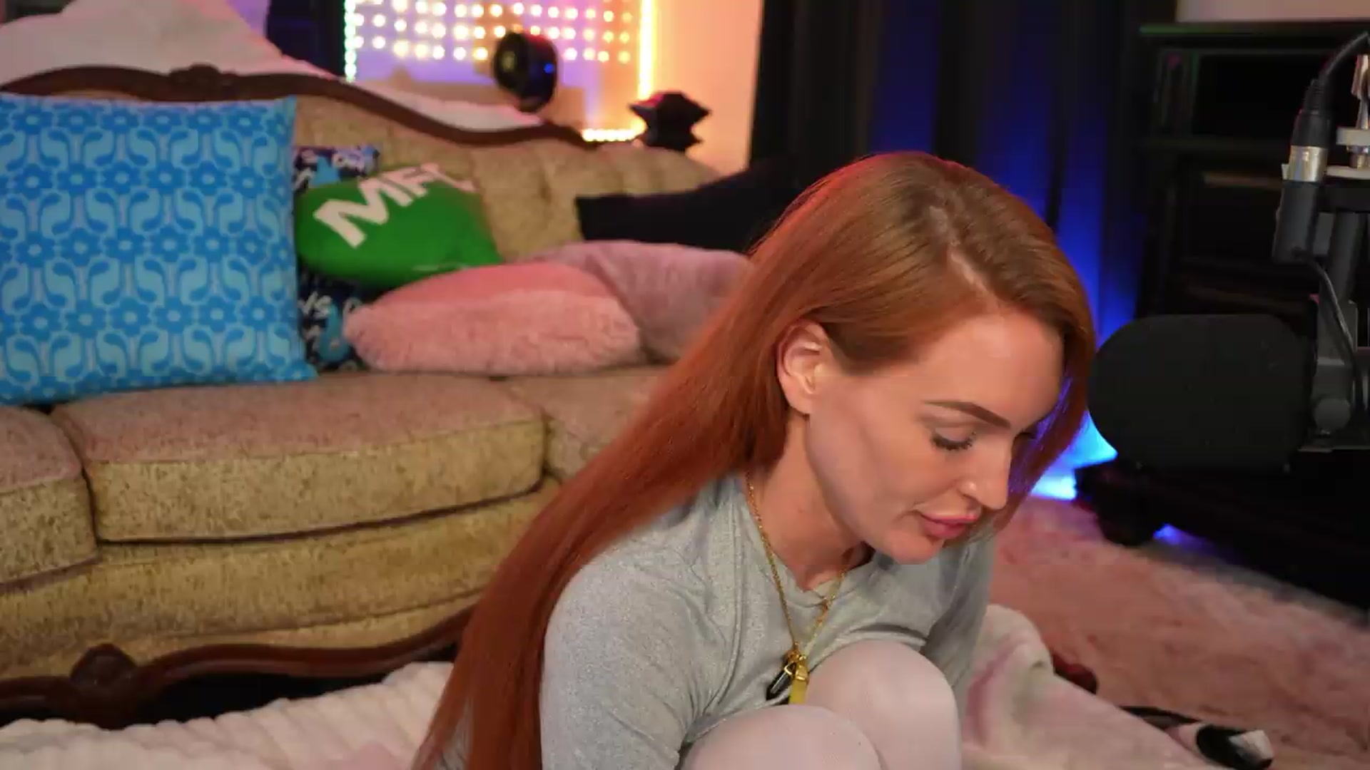 Gallery image thumbnail from JennyBlighe's myfreecams stream on, 07/02/2026, 24:14 image 1 of 20