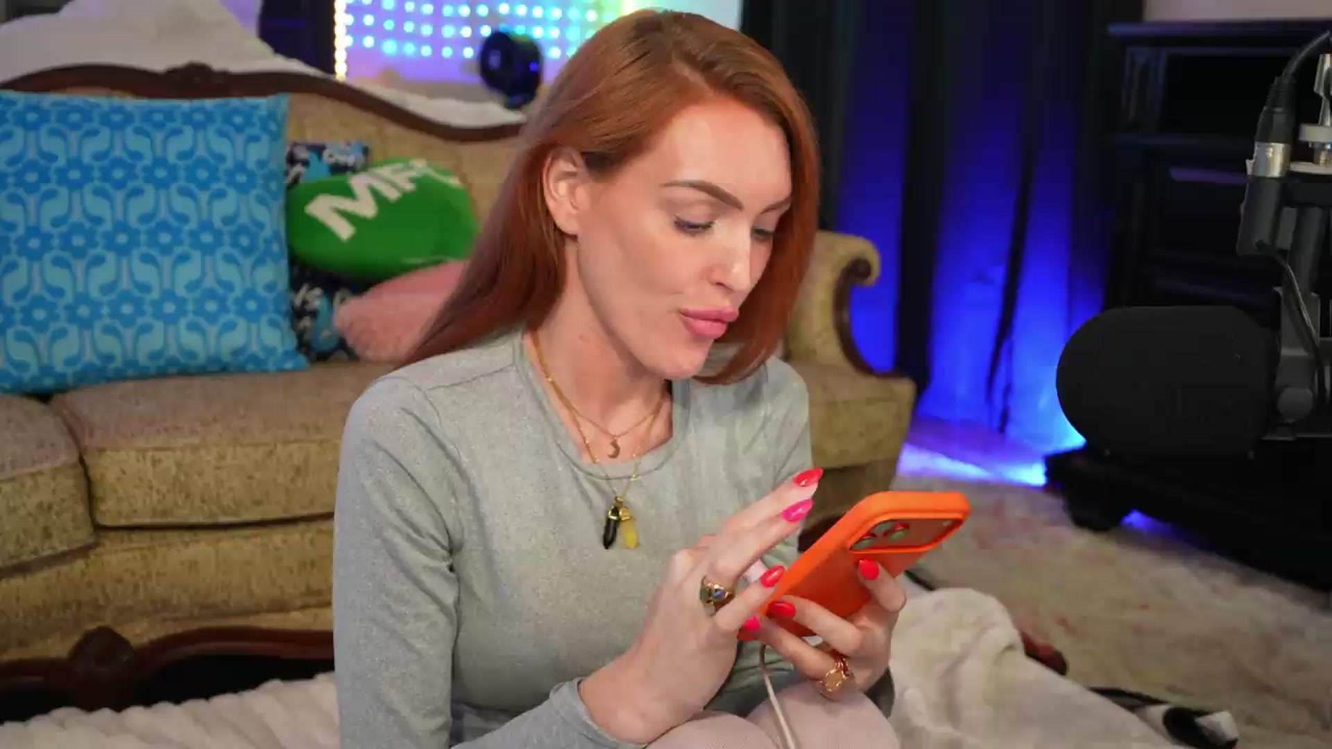 Gallery image thumbnail from JennyBlighe's myfreecams stream on, 07/02/2026, 24:14 image 17 of 20
