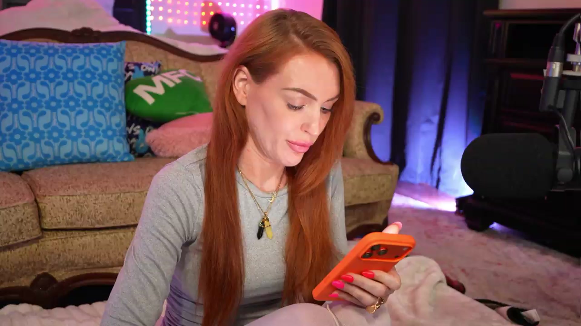 Gallery image thumbnail from JennyBlighe's myfreecams stream on, 07/02/2026, 24:14 image 2 of 20
