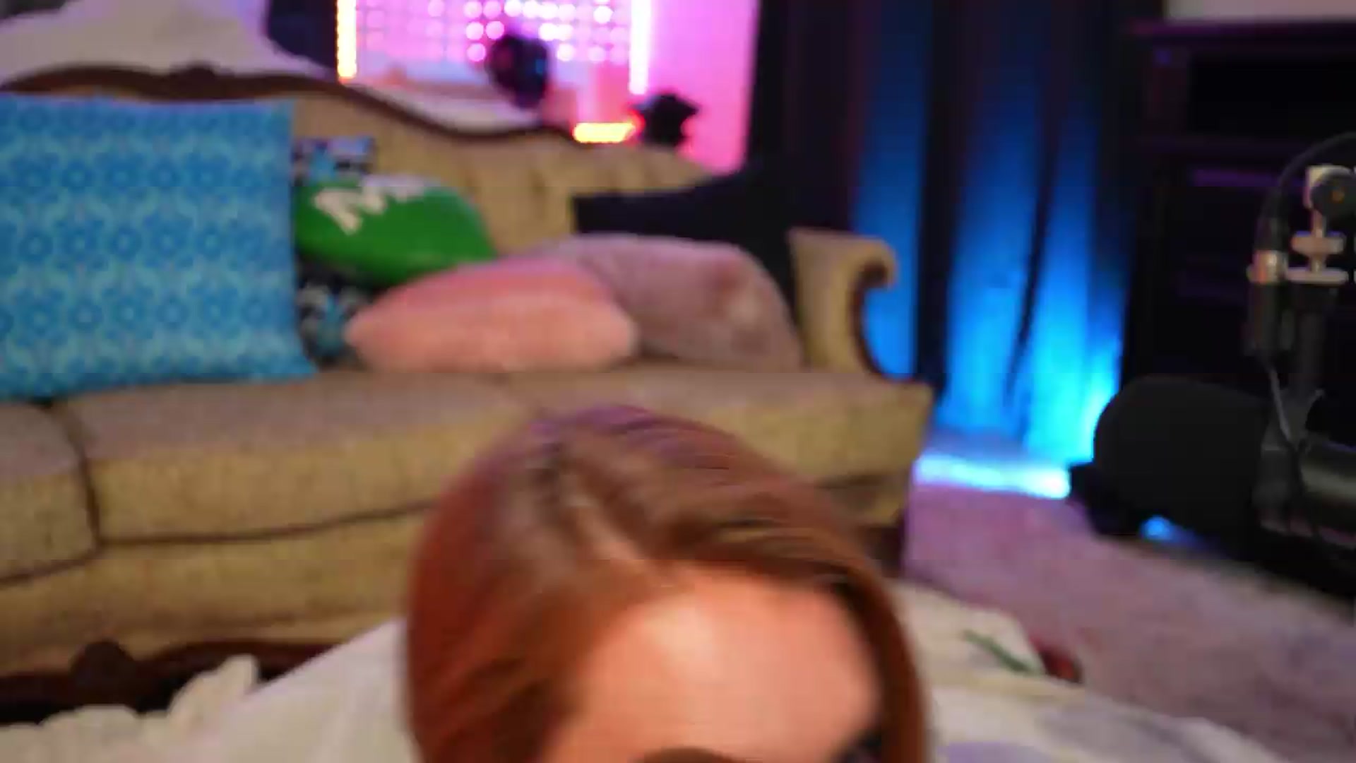 Gallery image thumbnail from JennyBlighe's myfreecams stream on, 07/02/2026, 11:26 image 9 of 20