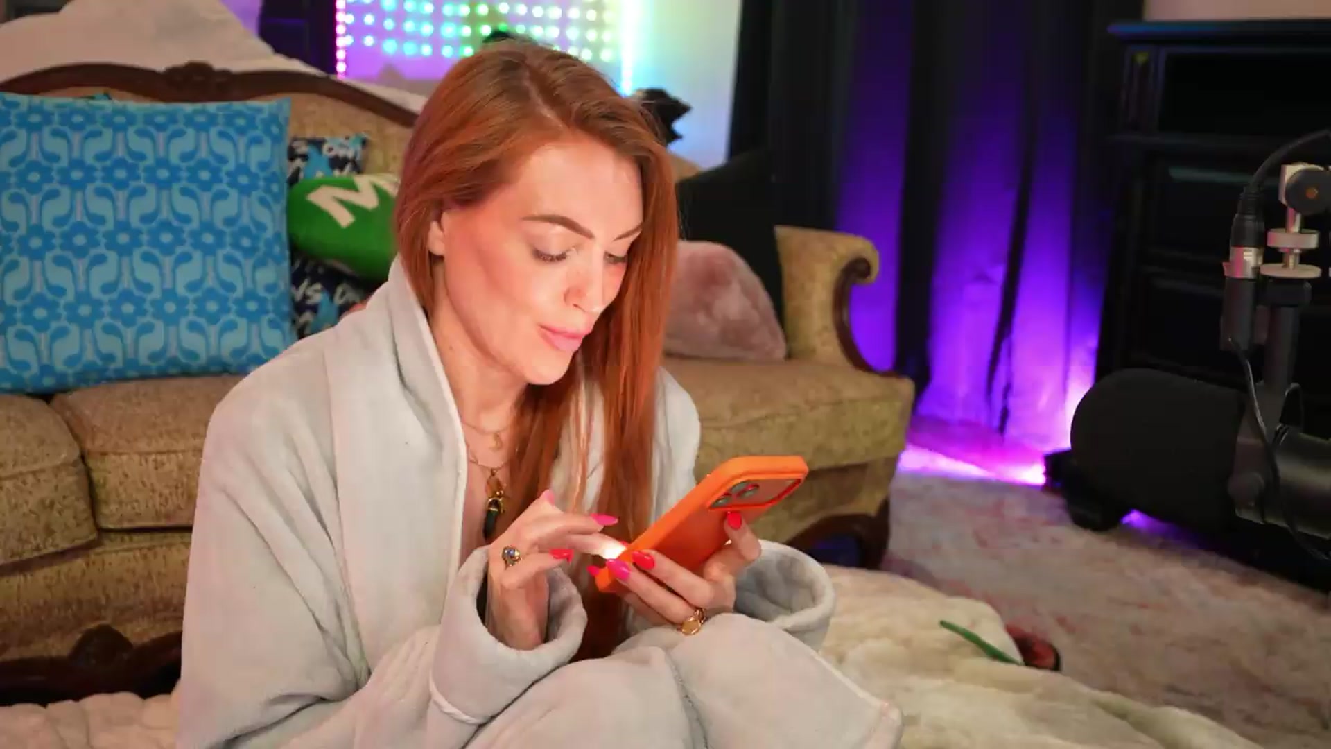 Gallery image thumbnail from JennyBlighe's myfreecams stream on, 07/02/2026, 11:26 image 7 of 20