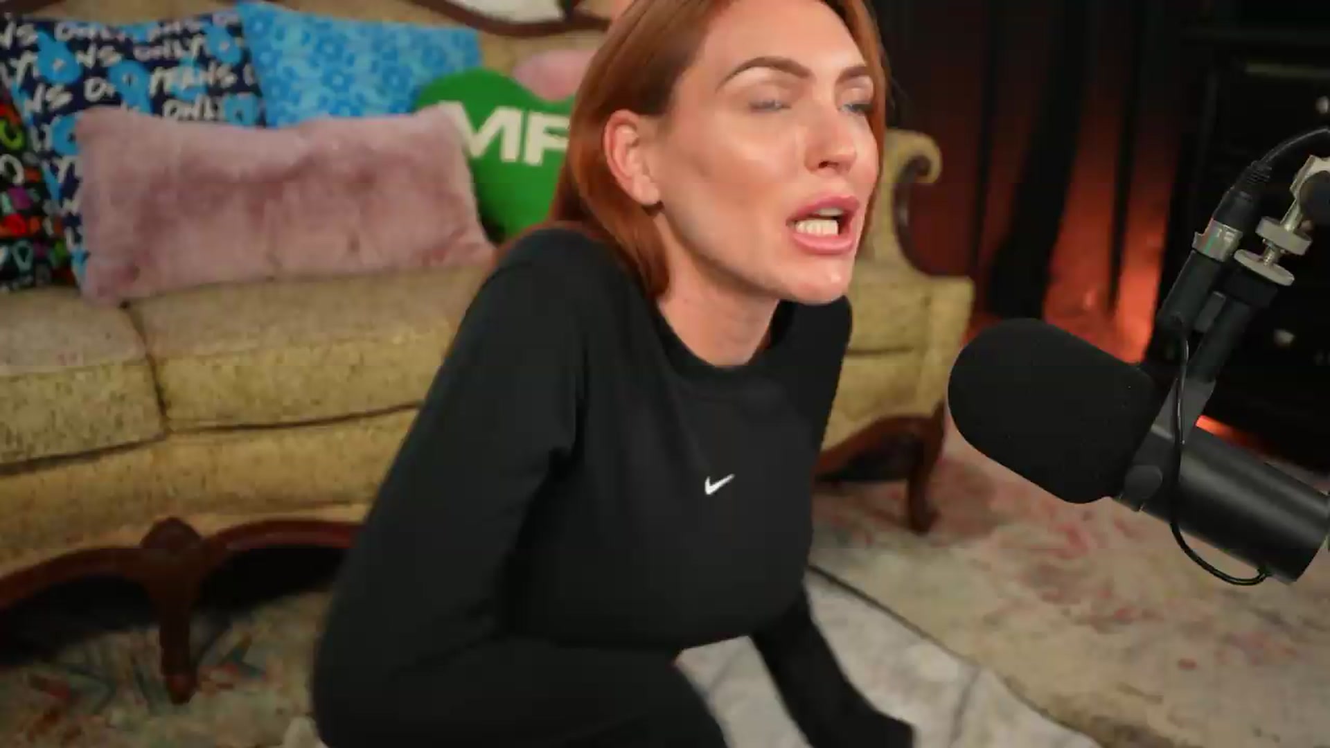 Gallery image thumbnail from JennyBlighe's myfreecams stream on, 07/03/2026, 24:44 image 15 of 20