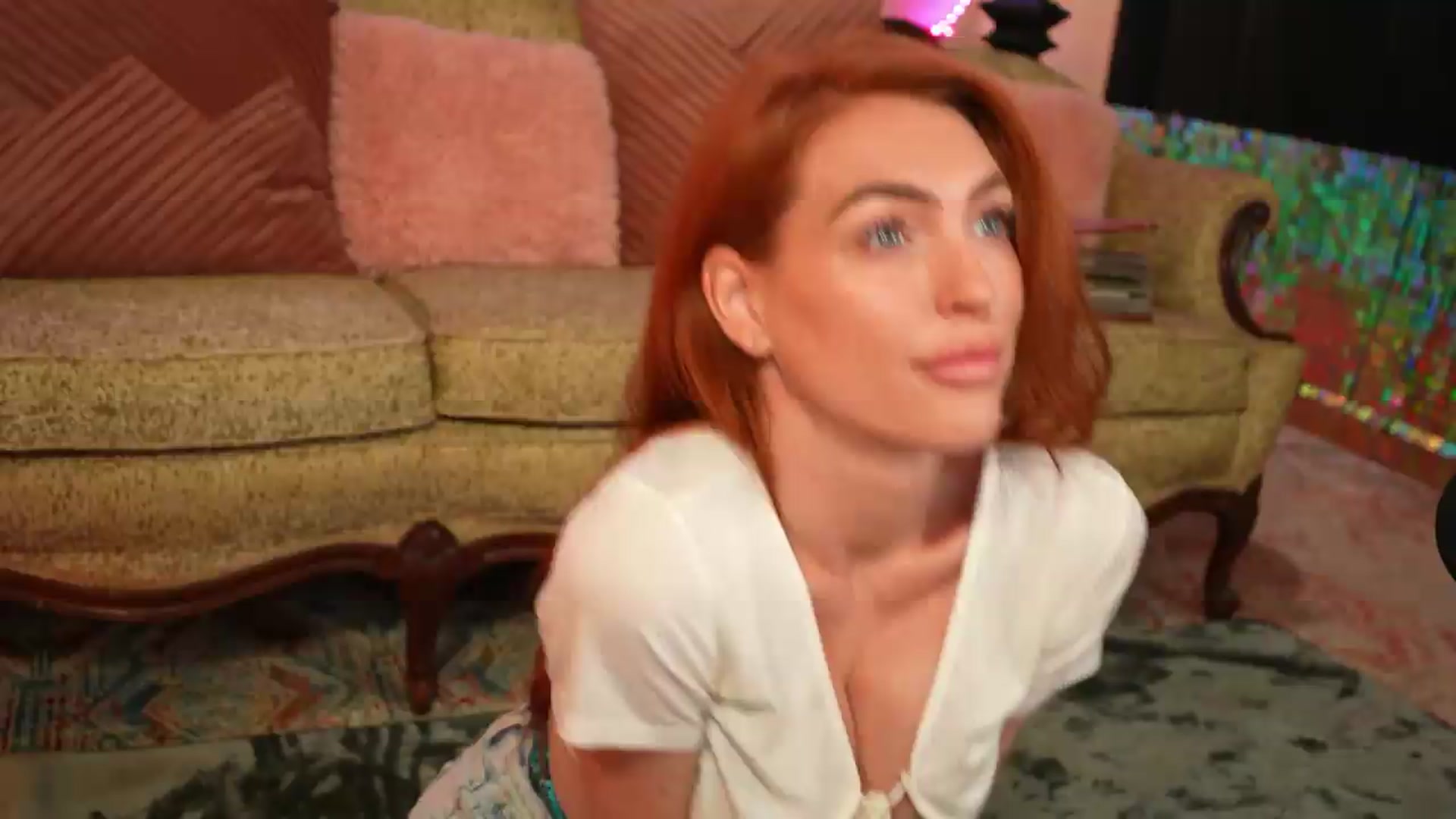 Gallery image thumbnail from JennyBlighe's myfreecams stream on, 07/31/2026, 09:48 image 3 of 20