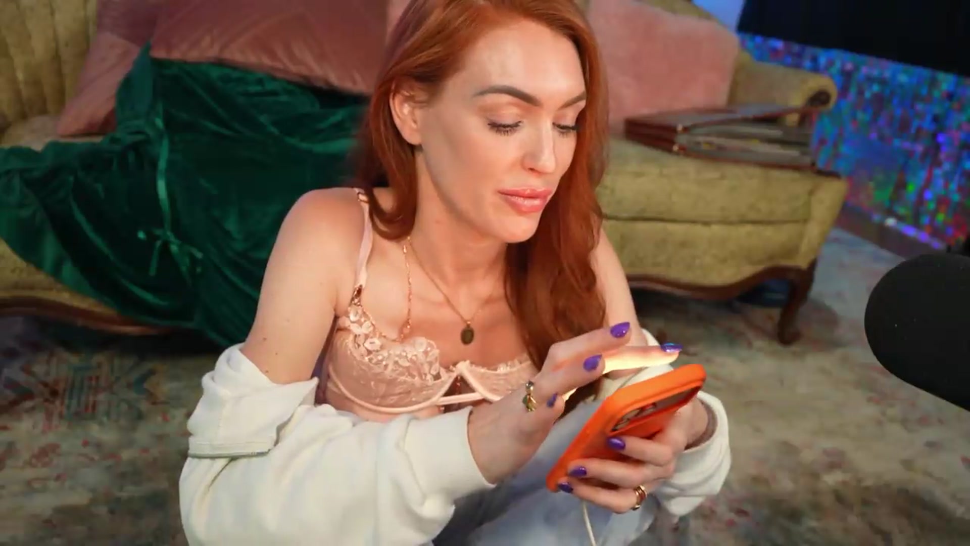Gallery image thumbnail from JennyBlighe's myfreecams stream on, 08/04/2026, 05:33 image 20 of 20