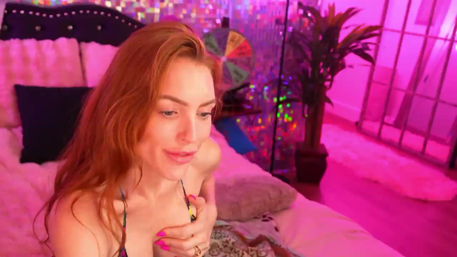 Gallery image thumbnail from JennyBlighe's myfreecams stream on, 09/17/2026, 09:37 image 11 of 20
