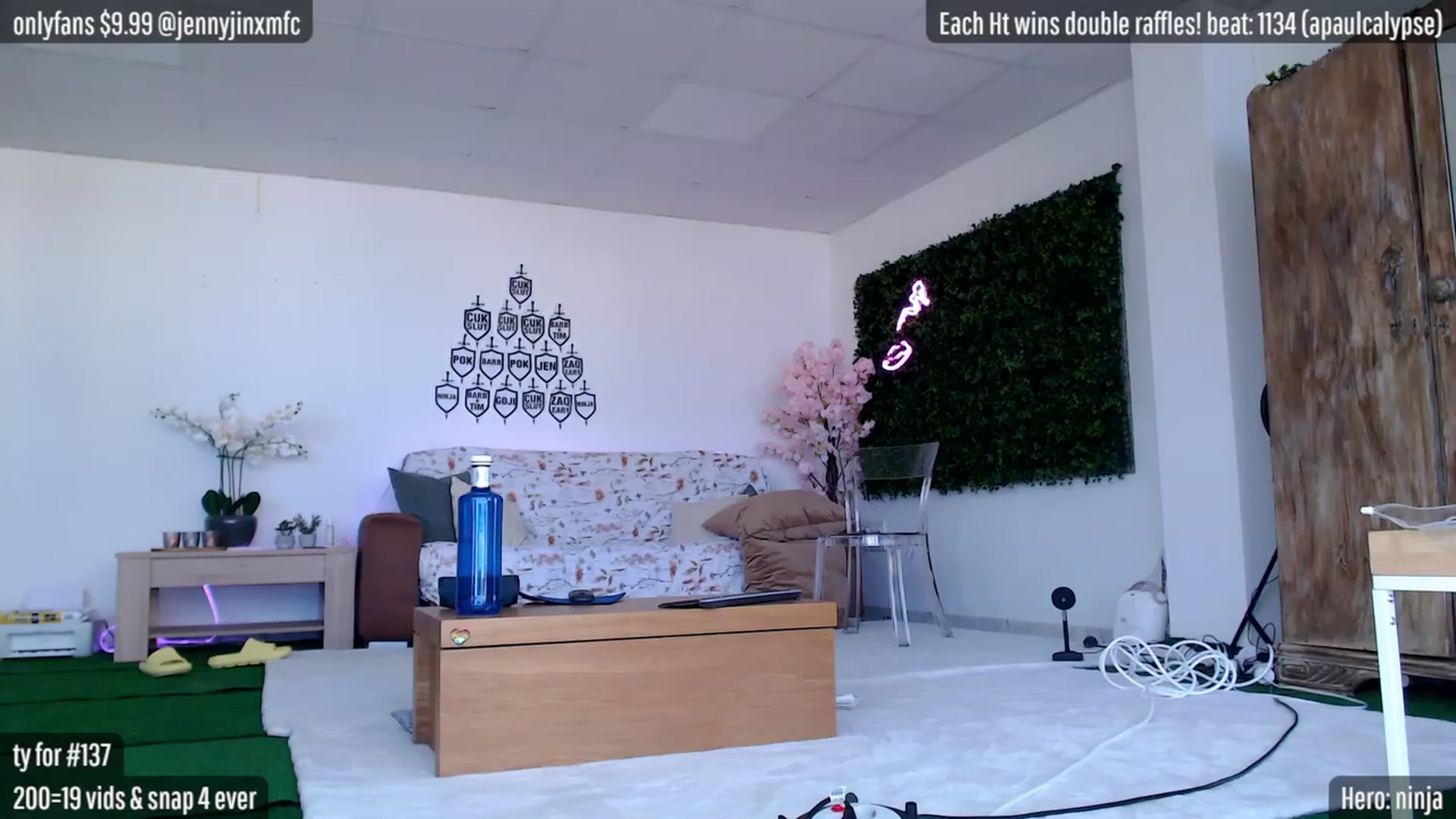 Gallery image thumbnail from JennyJinx's myfreecams stream on, 04/20/2023, 07:42 image 9 of 20