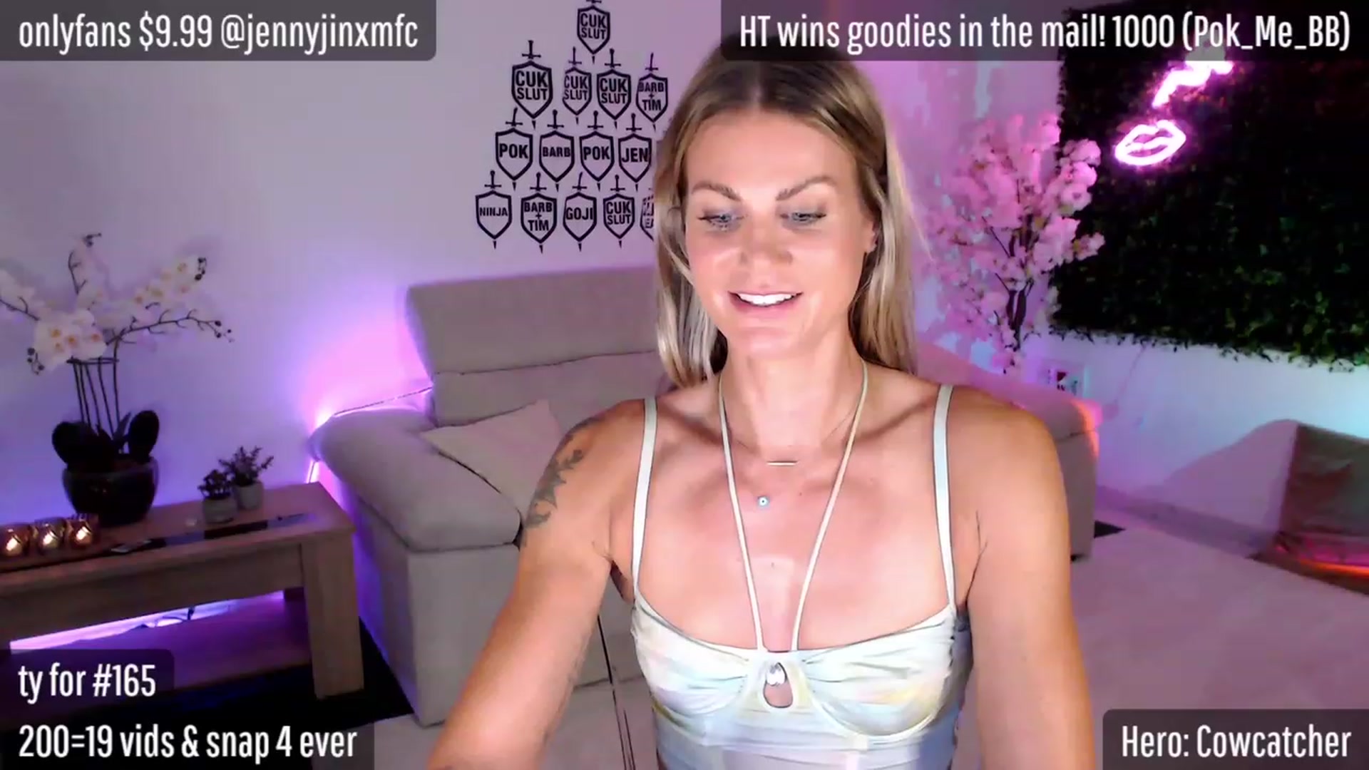 Gallery image thumbnail from JennyJinx's myfreecams stream on, 04/27/2023, 03:58 image 3 of 20